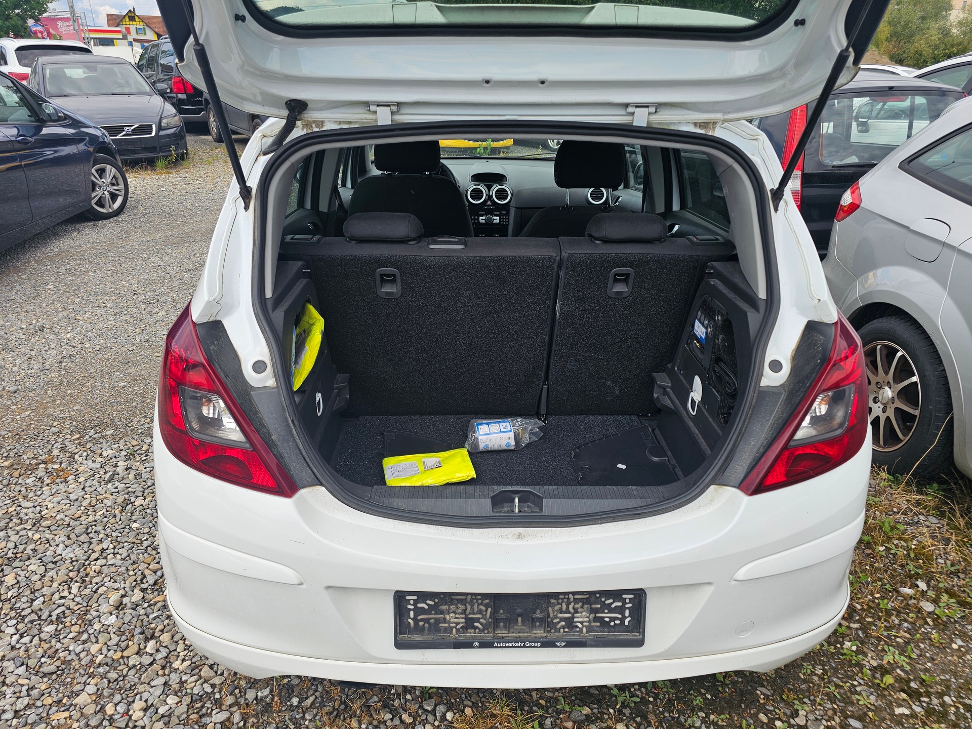 OPEL Corsa 1.4 TP Enjoy-image-7