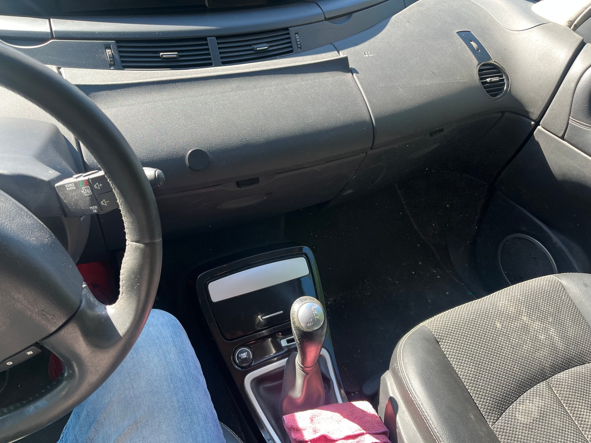 RENAULT Espace 2.0 dCi Dynamique Automatic-image-9