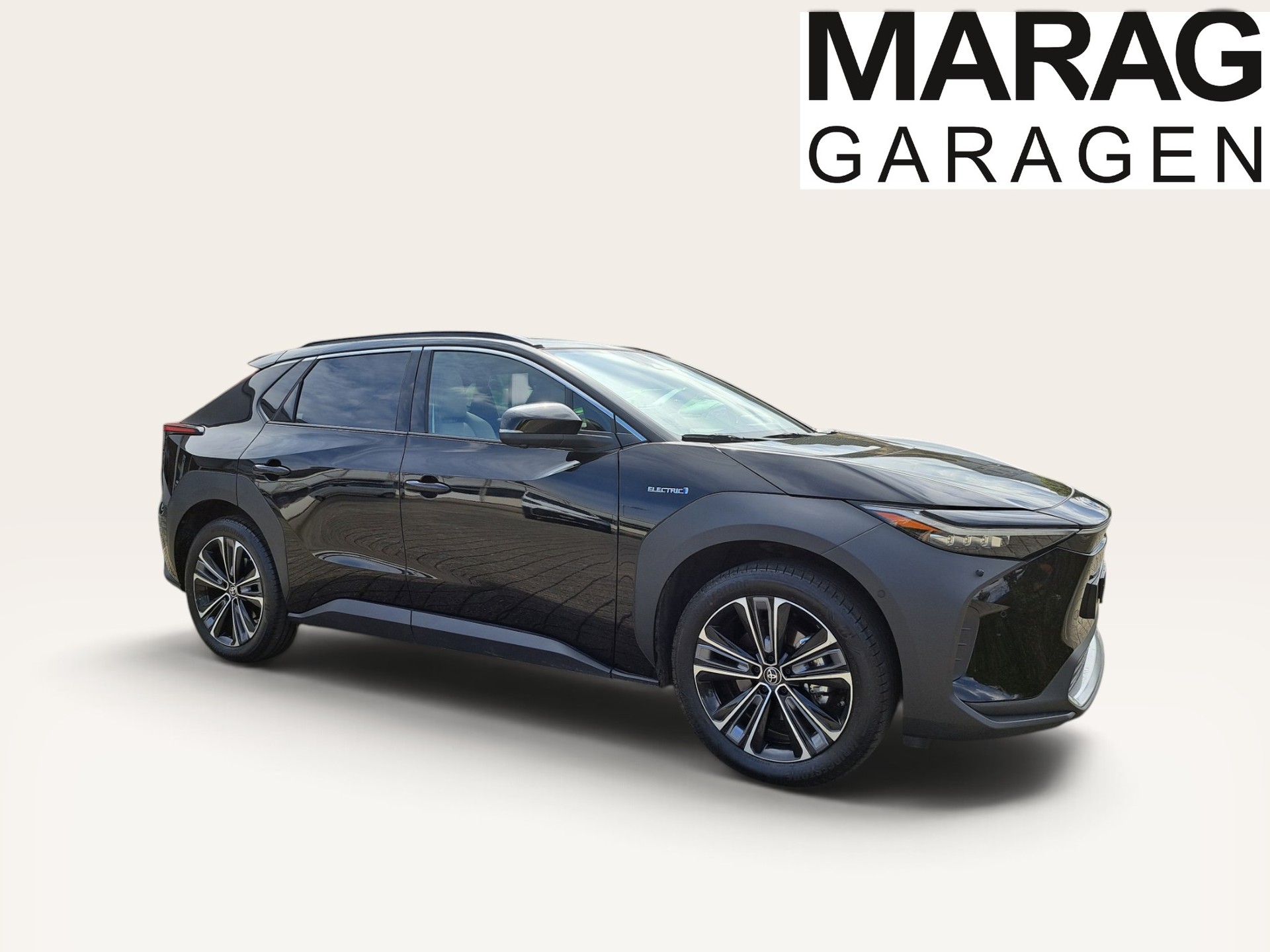 TOYOTA bZ4X Premium 71,4 kWh 4WD-image-3