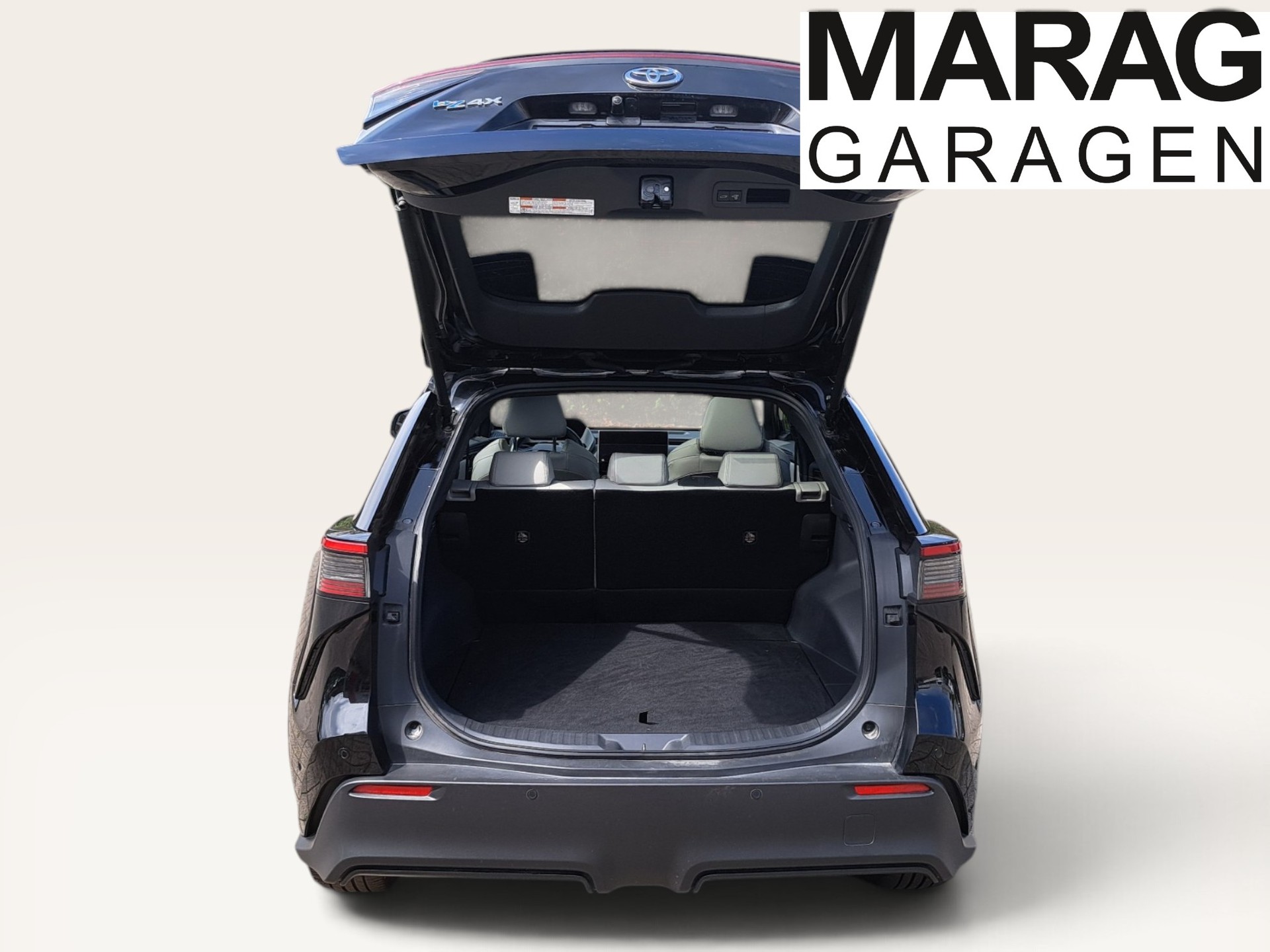 TOYOTA bZ4X Premium 71,4 kWh 4WD-image-8