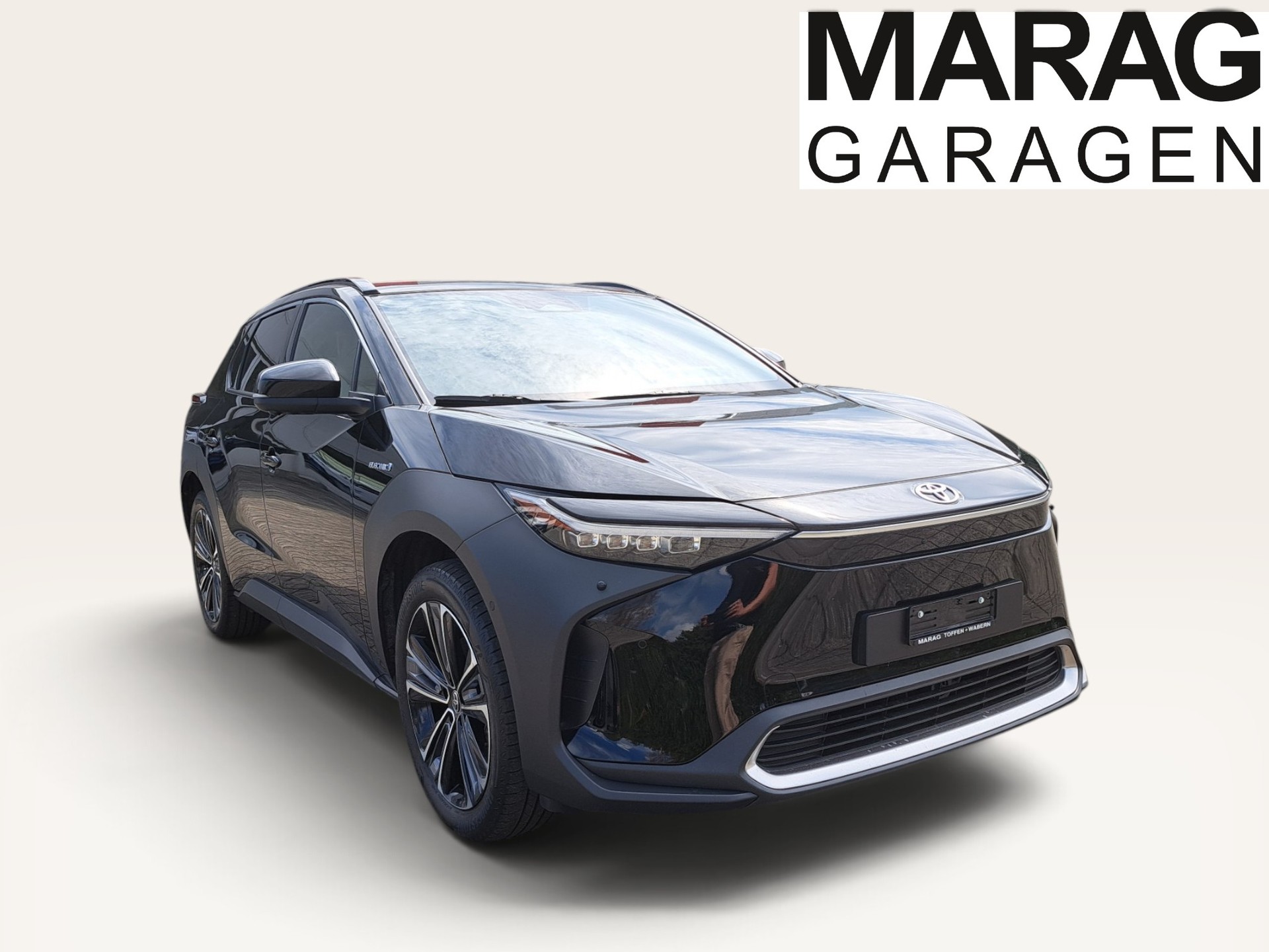 TOYOTA bZ4X Premium 71,4 kWh 4WD-image-2