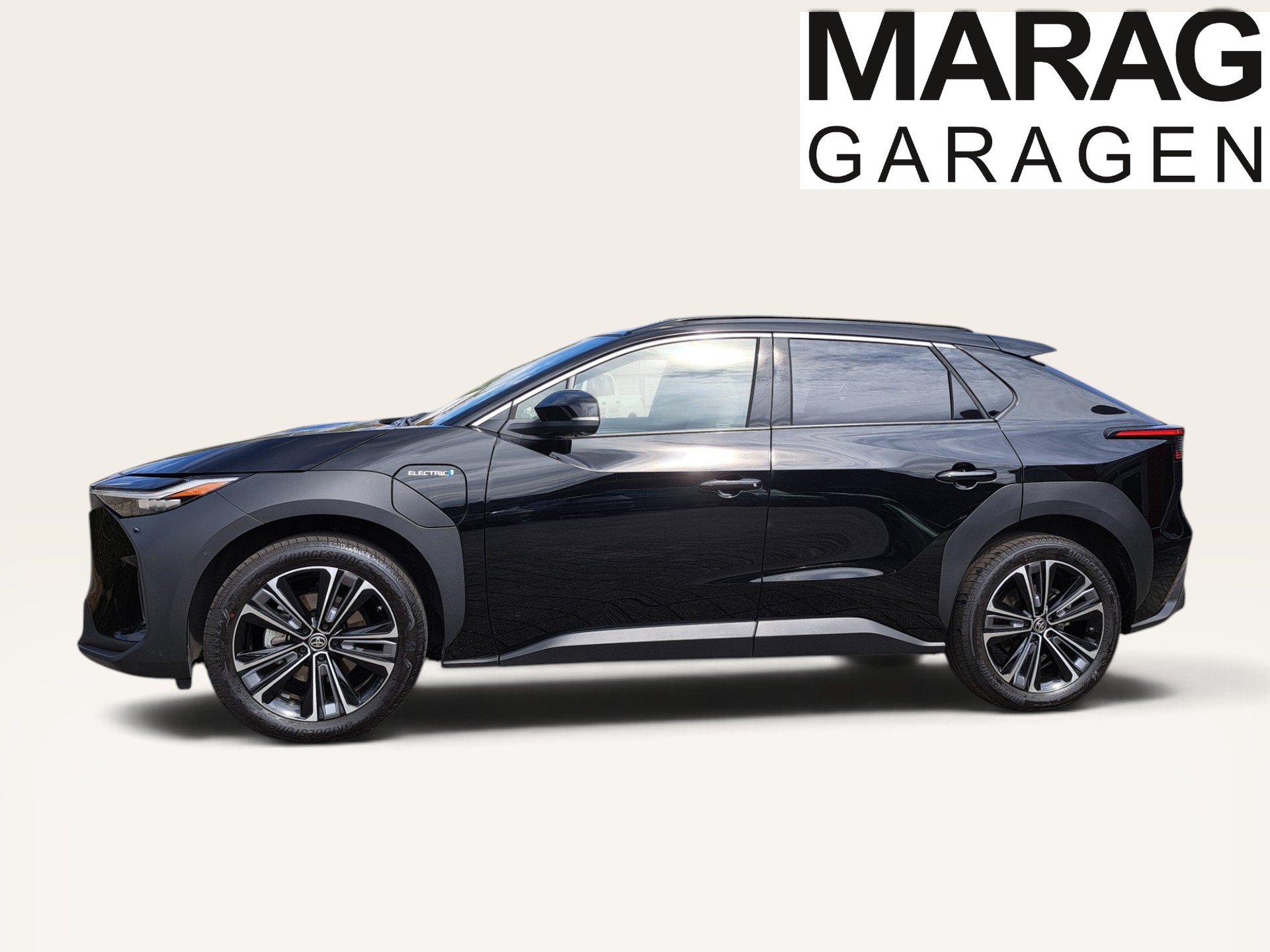 TOYOTA bZ4X Premium 71,4 kWh 4WD-image-10