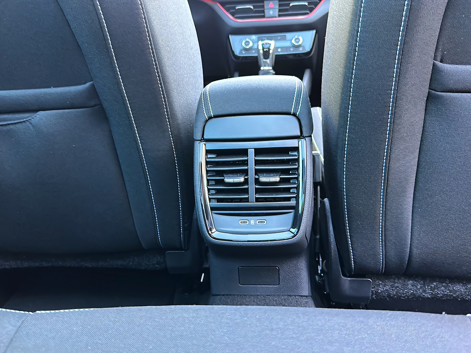 SKODA Kamiq 1.5 TSI Monte Carlo DSG-image-16