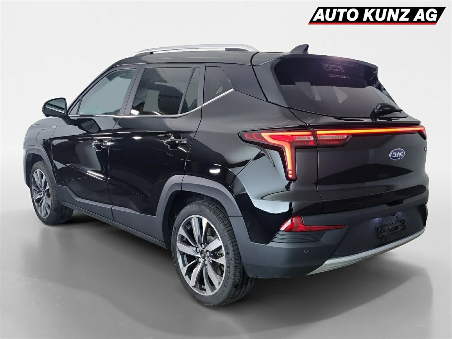 JAC e-JS4 EV Elektro Automat SUV-image-1