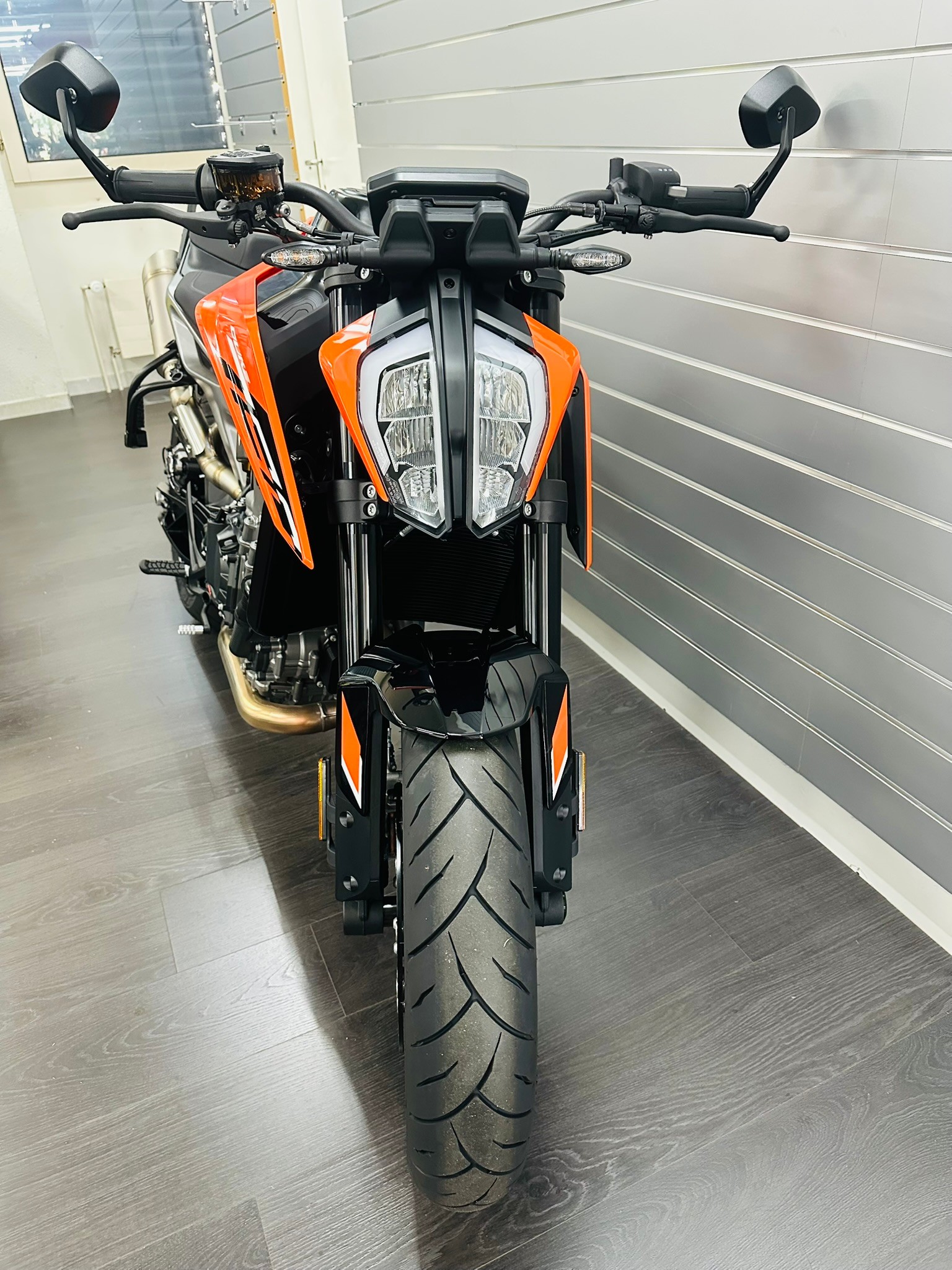 KTM 790 Duke (35kW)-showroom-element-3