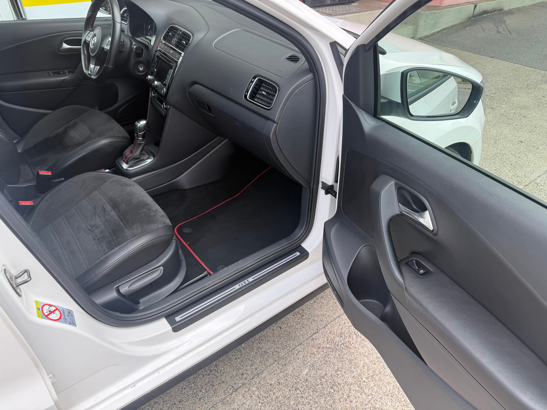 VW Polo 1.4 TSI GTI DSG-image-8