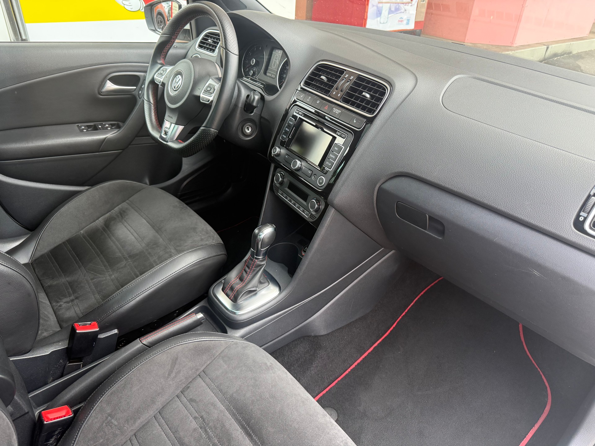 VW Polo 1.4 TSI GTI DSG-image-10