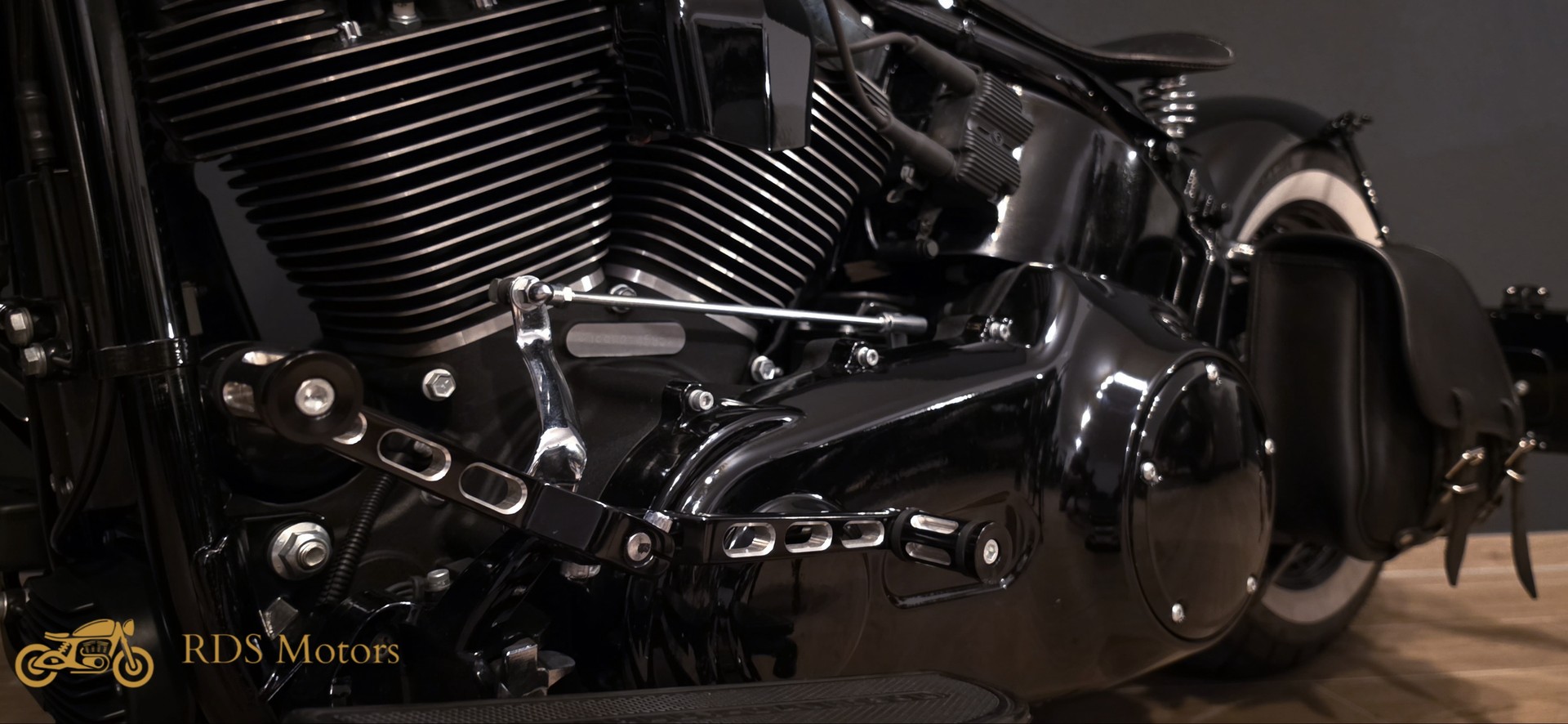 HARLEY-DAVIDSON FLSS Softail Slim S110 ABS Bobber Black-image-9