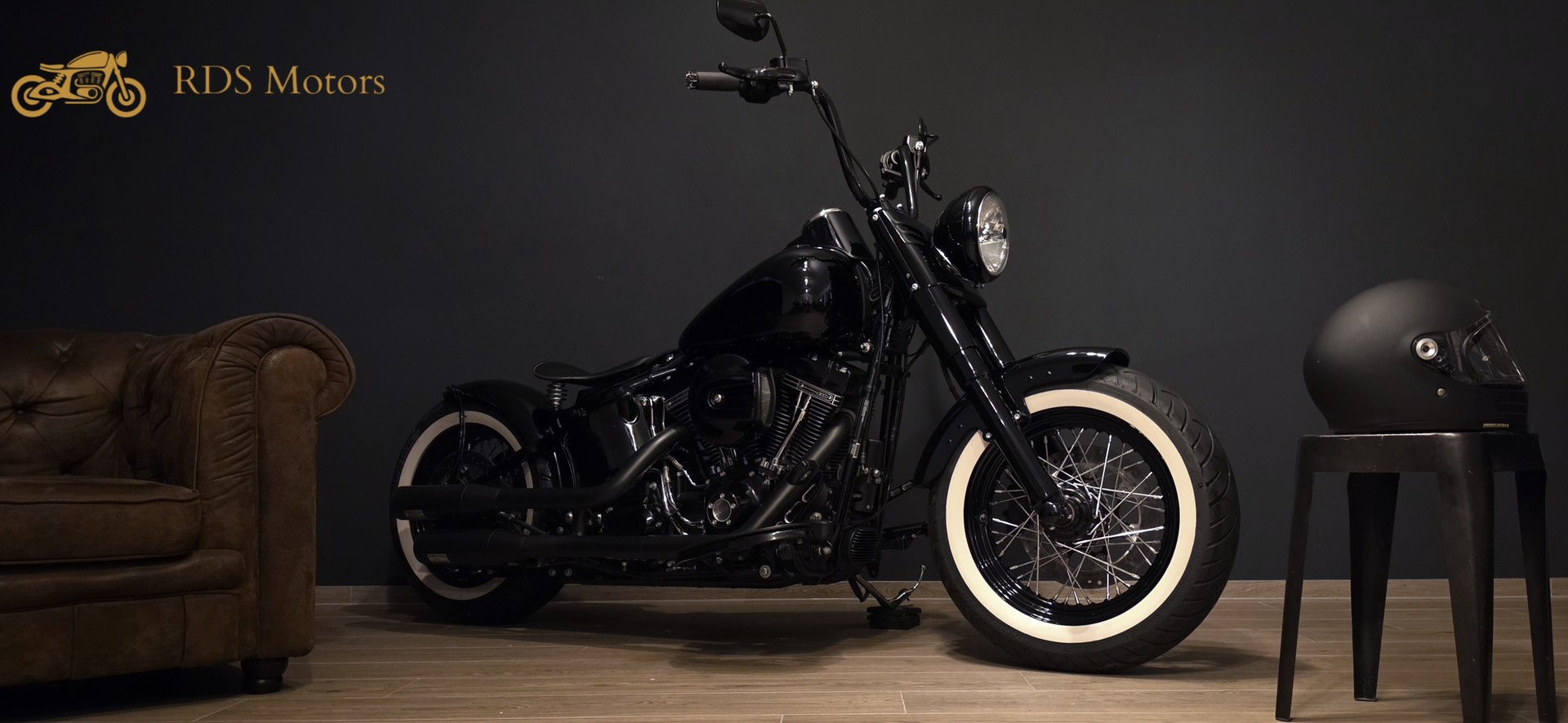 HARLEY-DAVIDSON FLSS Softail Slim S110 ABS Bobber Black-showroom-element-1