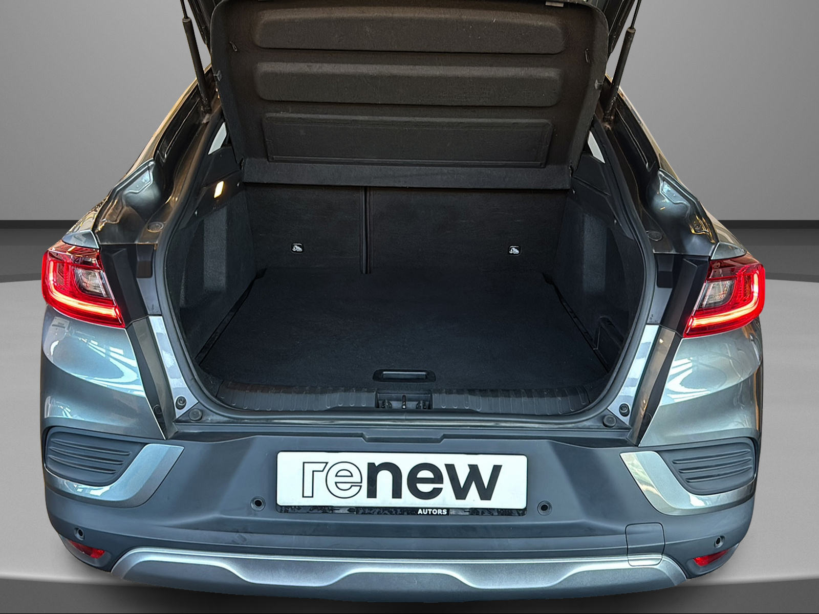 RENAULT Arkana 1.6 E-Tech Intens-image-6