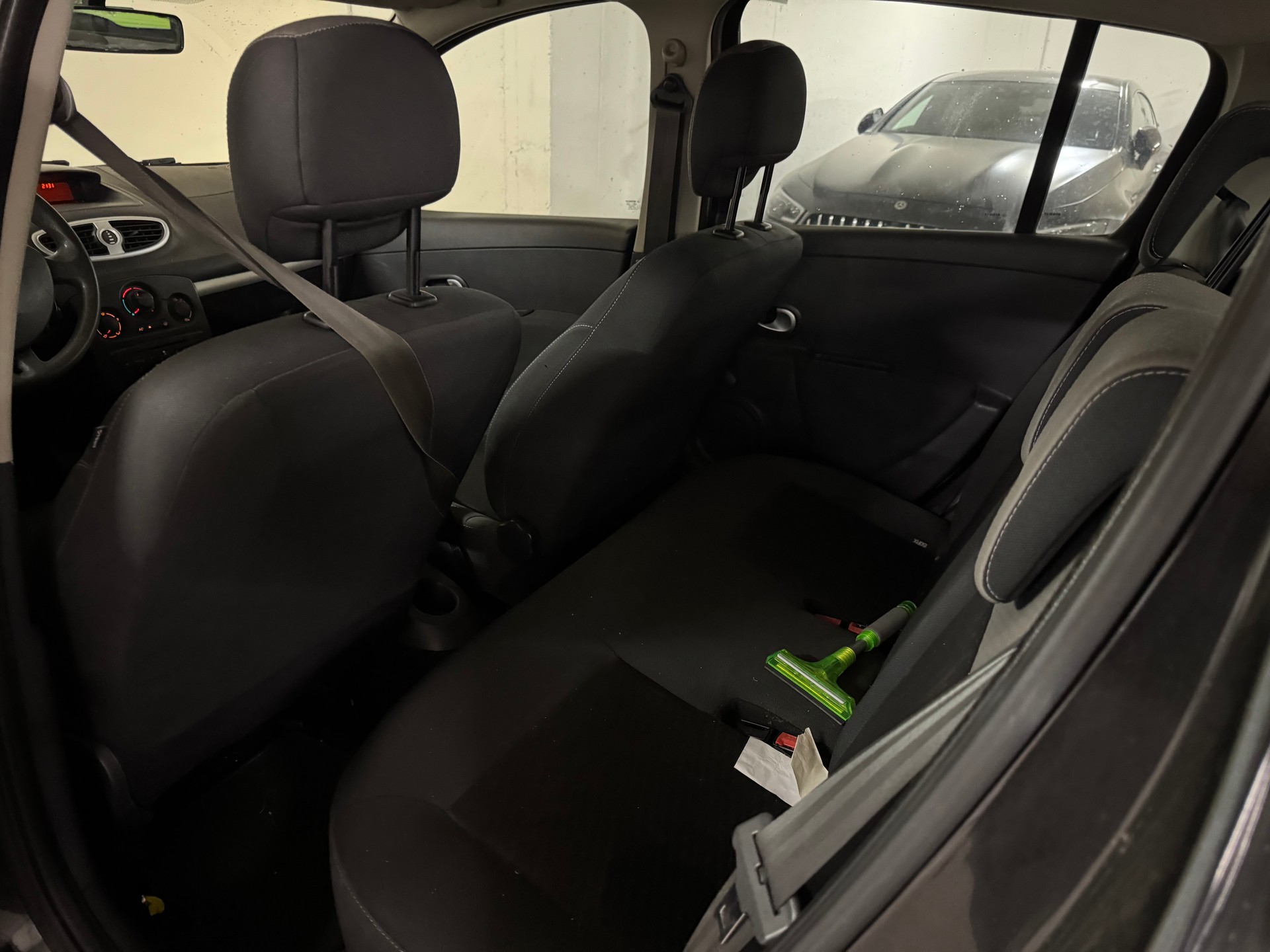 RENAULT Clio 1.2 16V Expression-image-12