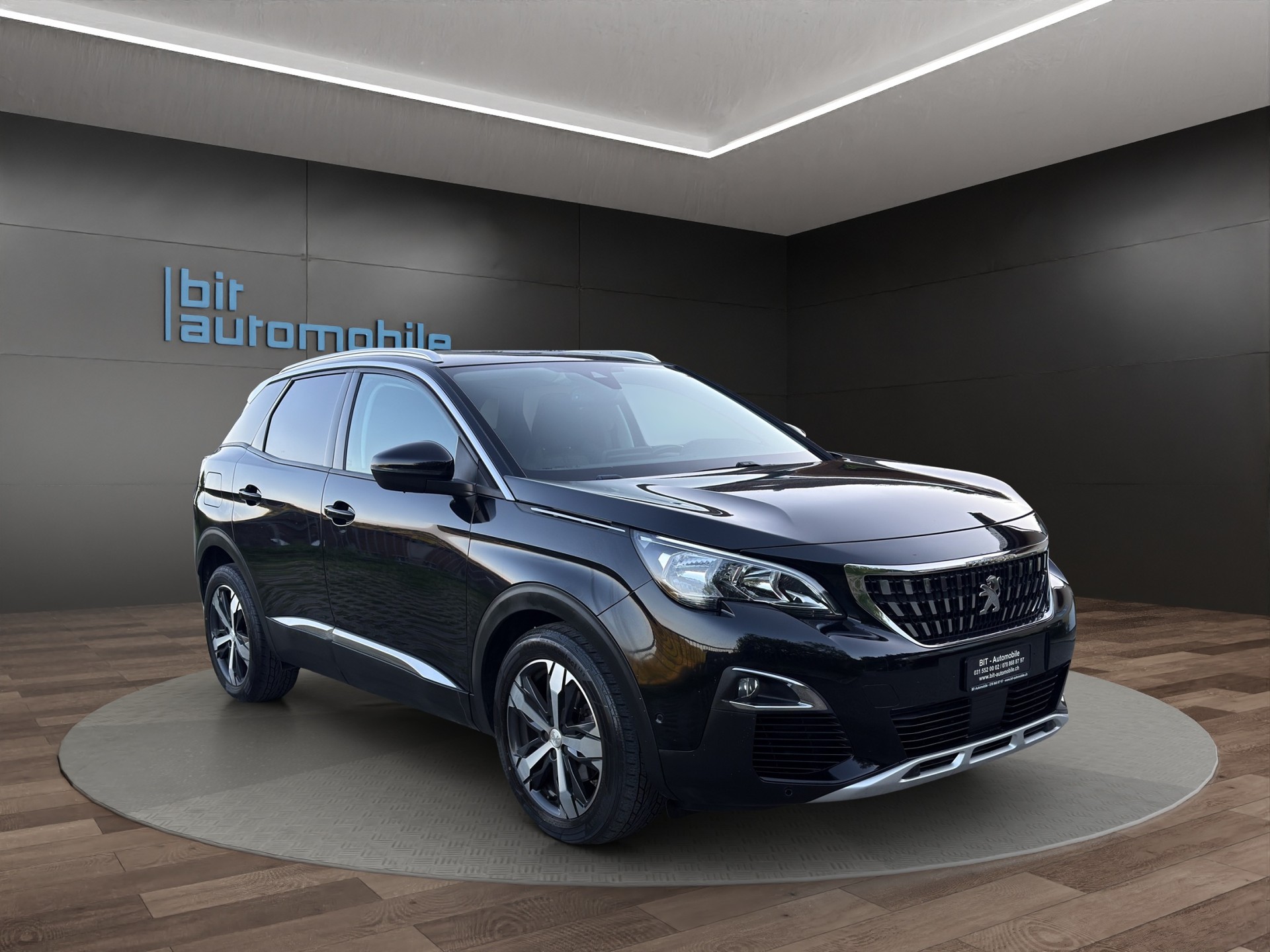 PEUGEOT 3008 1.2 PureTech Business Line EAT-image-8