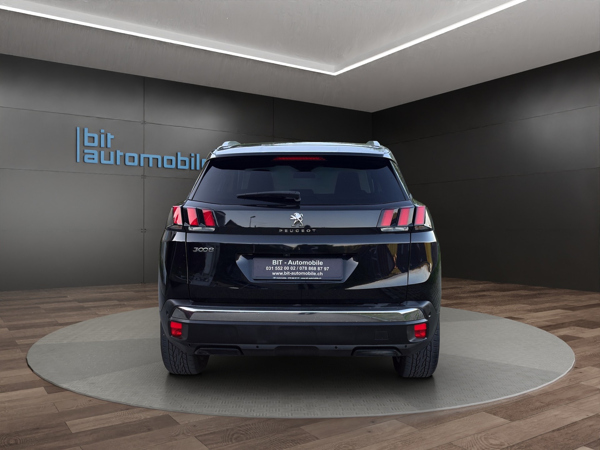 PEUGEOT 3008 1.2 PureTech Business Line EAT-image-5