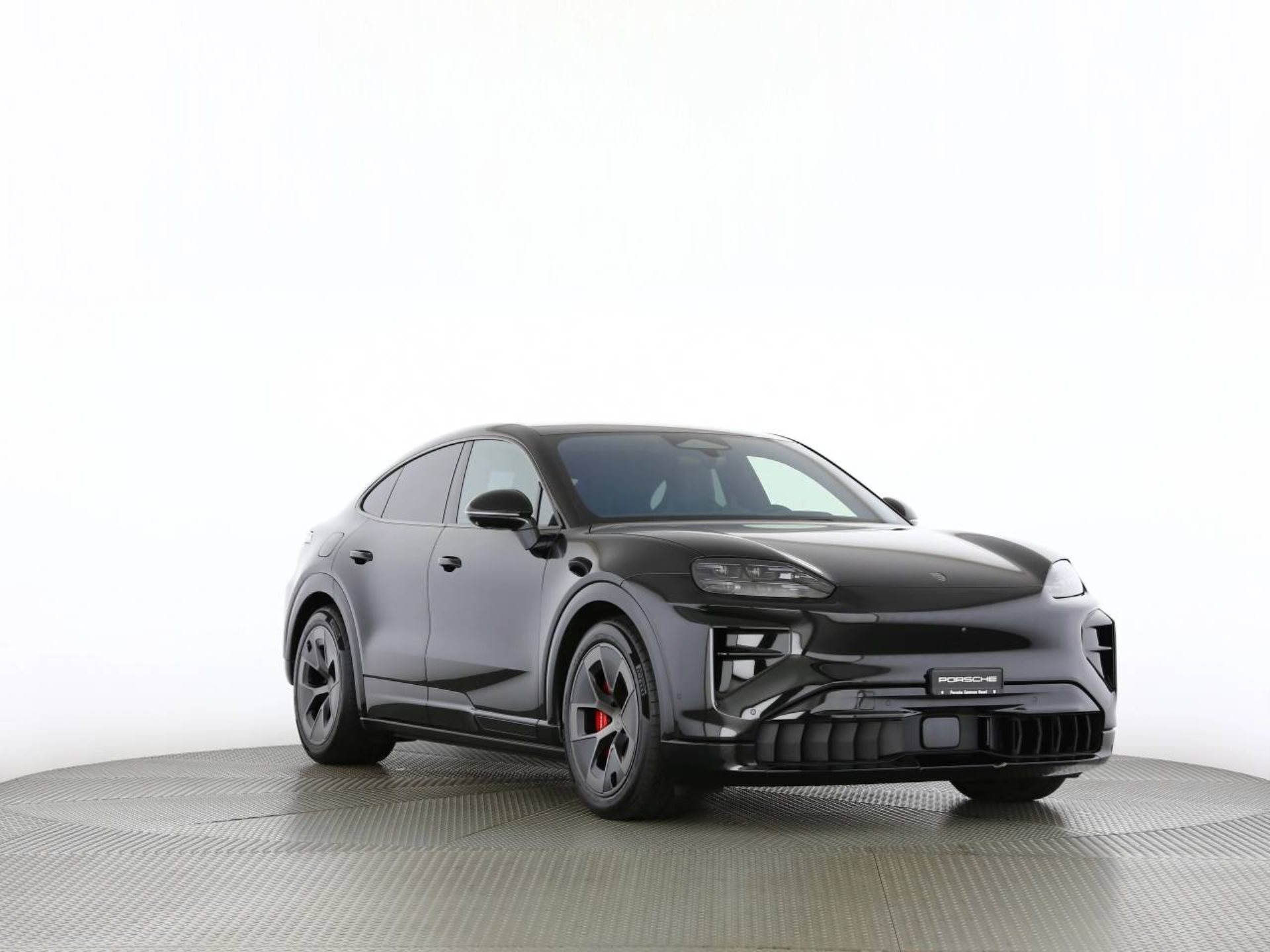 PORSCHE Cayenne Turbo Coupé Electric-image-31