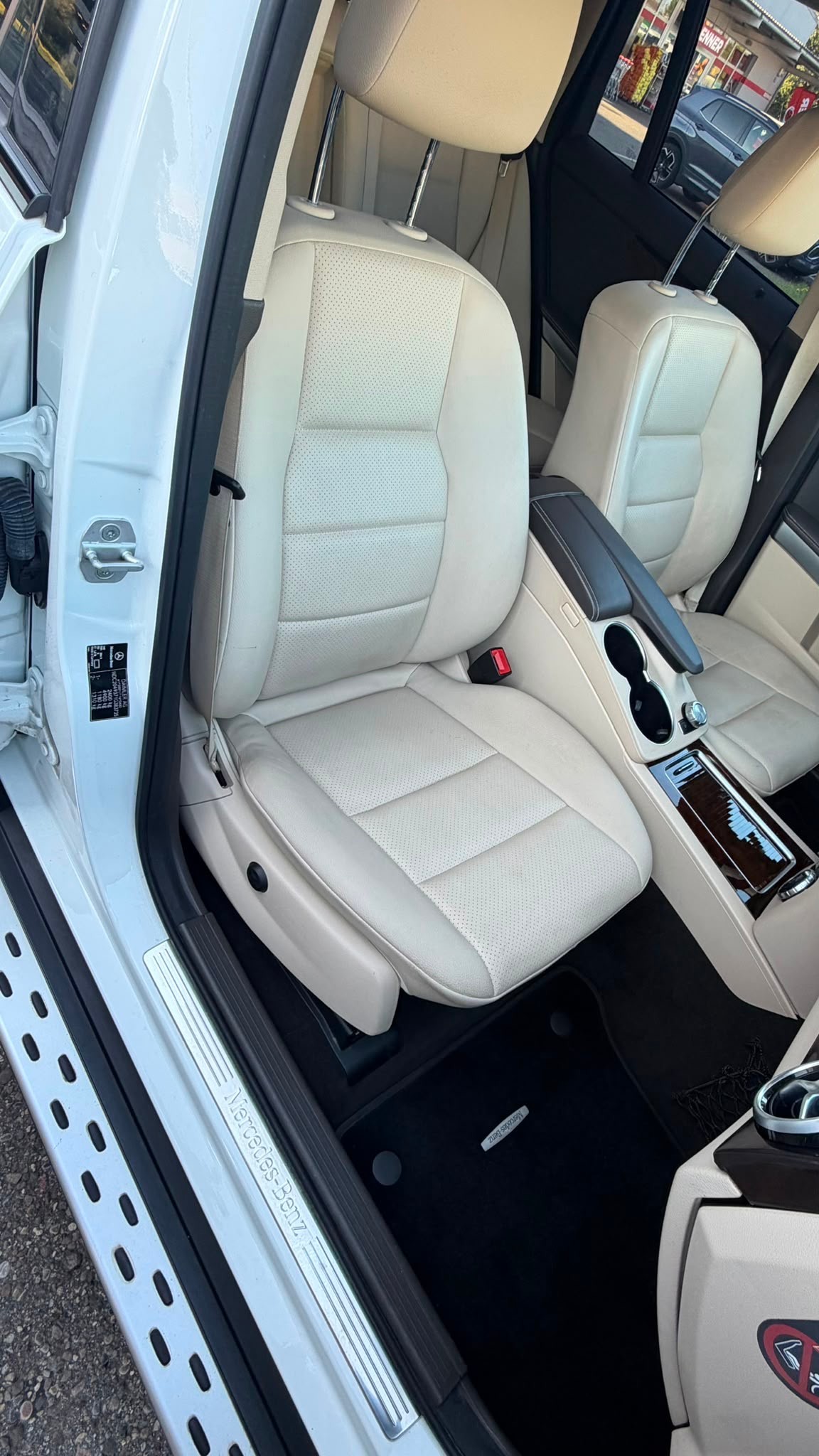 MERCEDES-BENZ GLK 250 4Matic 7G-Tronic-image-10