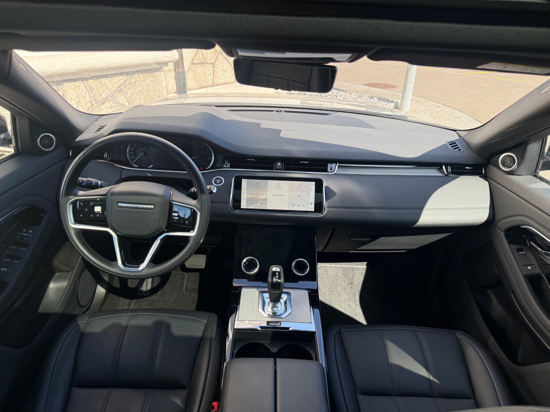 LAND ROVER Range Rover Evoque 2.0 T Bronze Collection-image-14