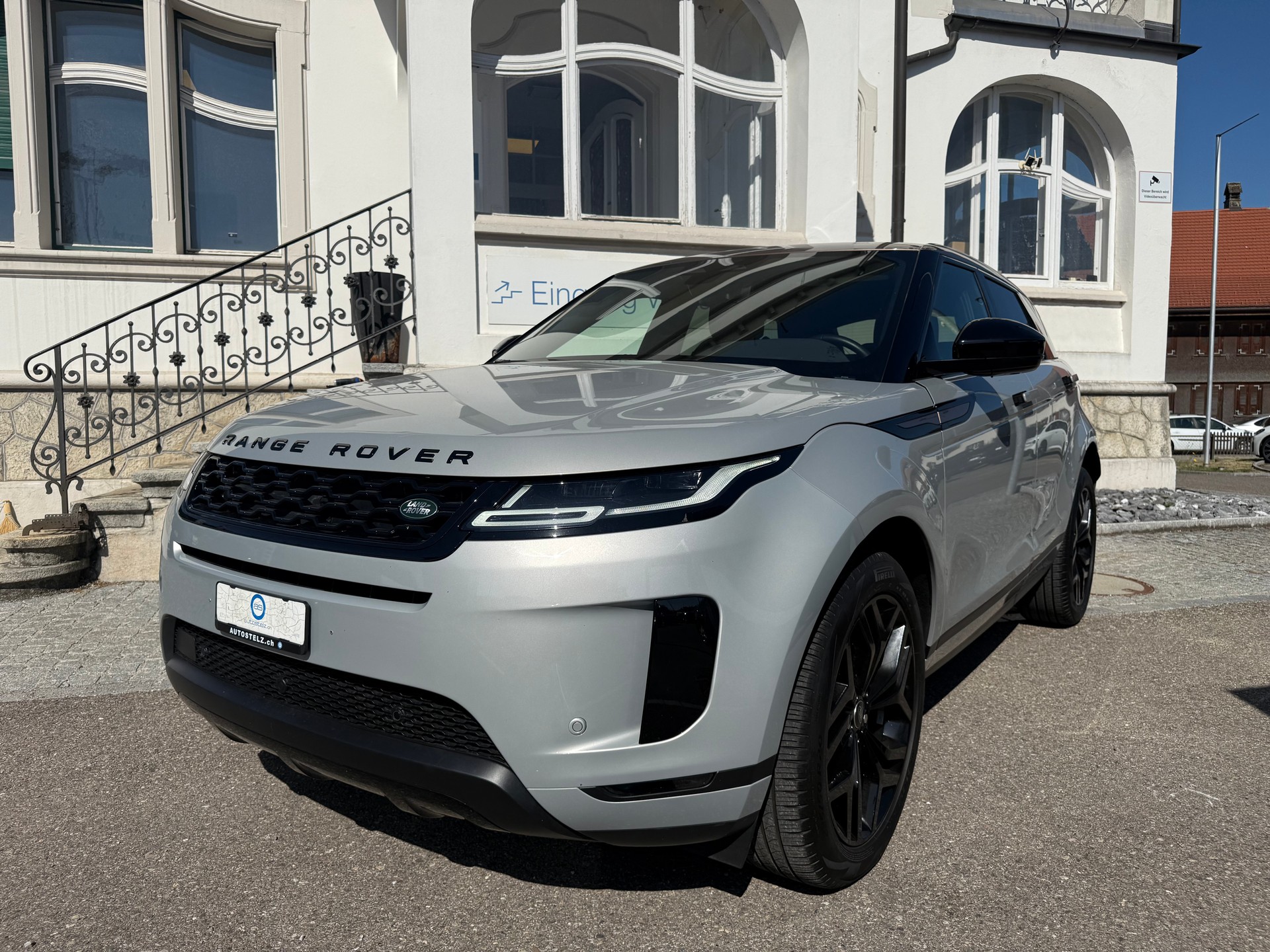 LAND ROVER Range Rover Evoque 2.0 T Bronze Collection-showroom-element-1