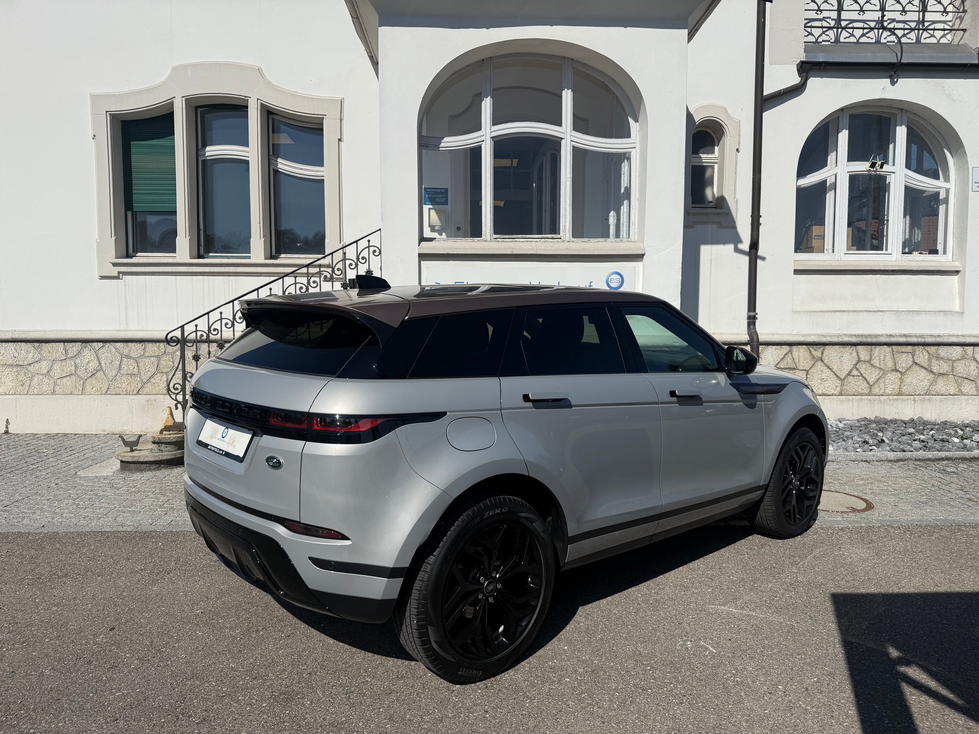 LAND ROVER Range Rover Evoque 2.0 T Bronze Collection-image-5