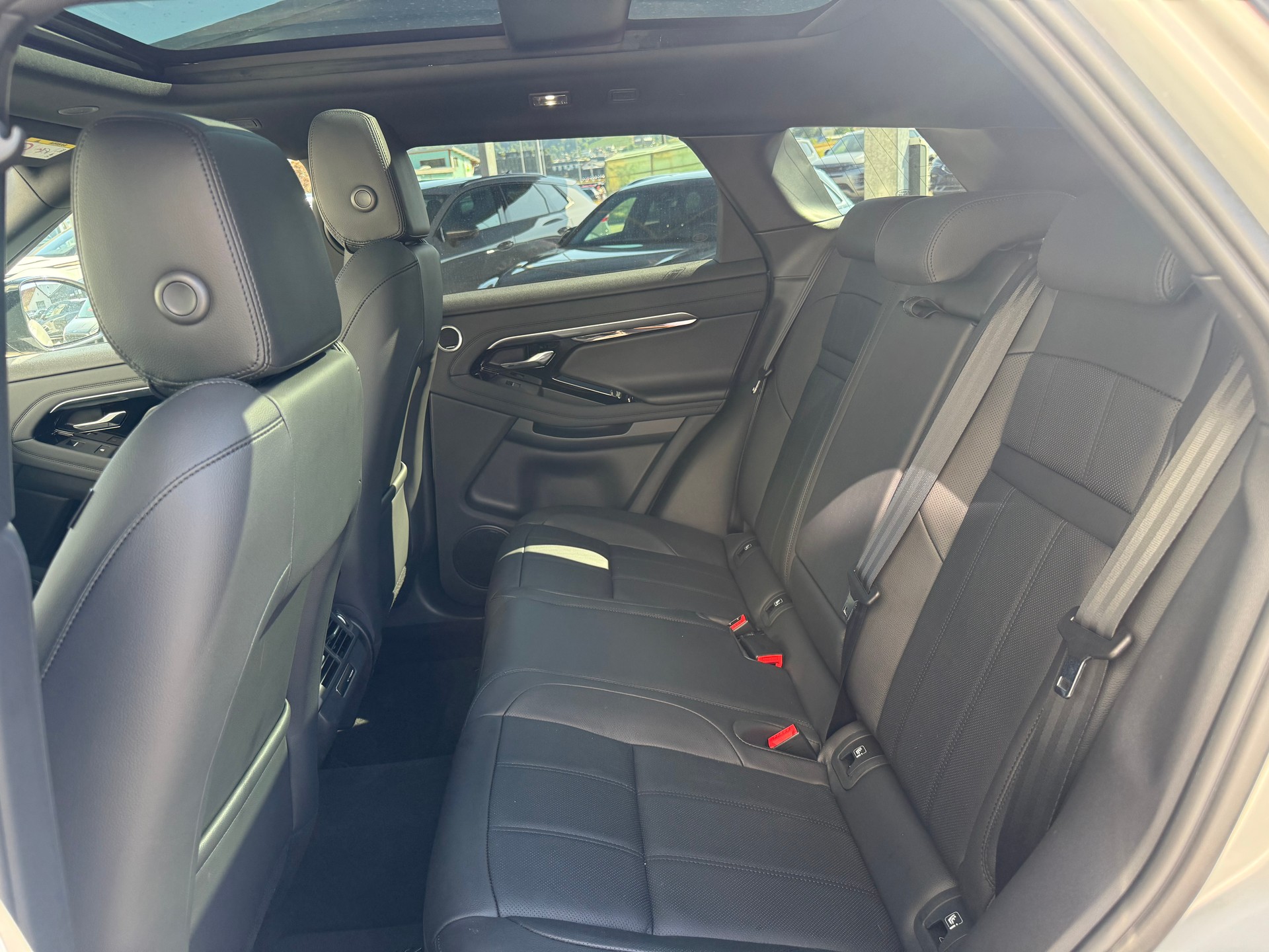 LAND ROVER Range Rover Evoque 2.0 T Bronze Collection-image-12