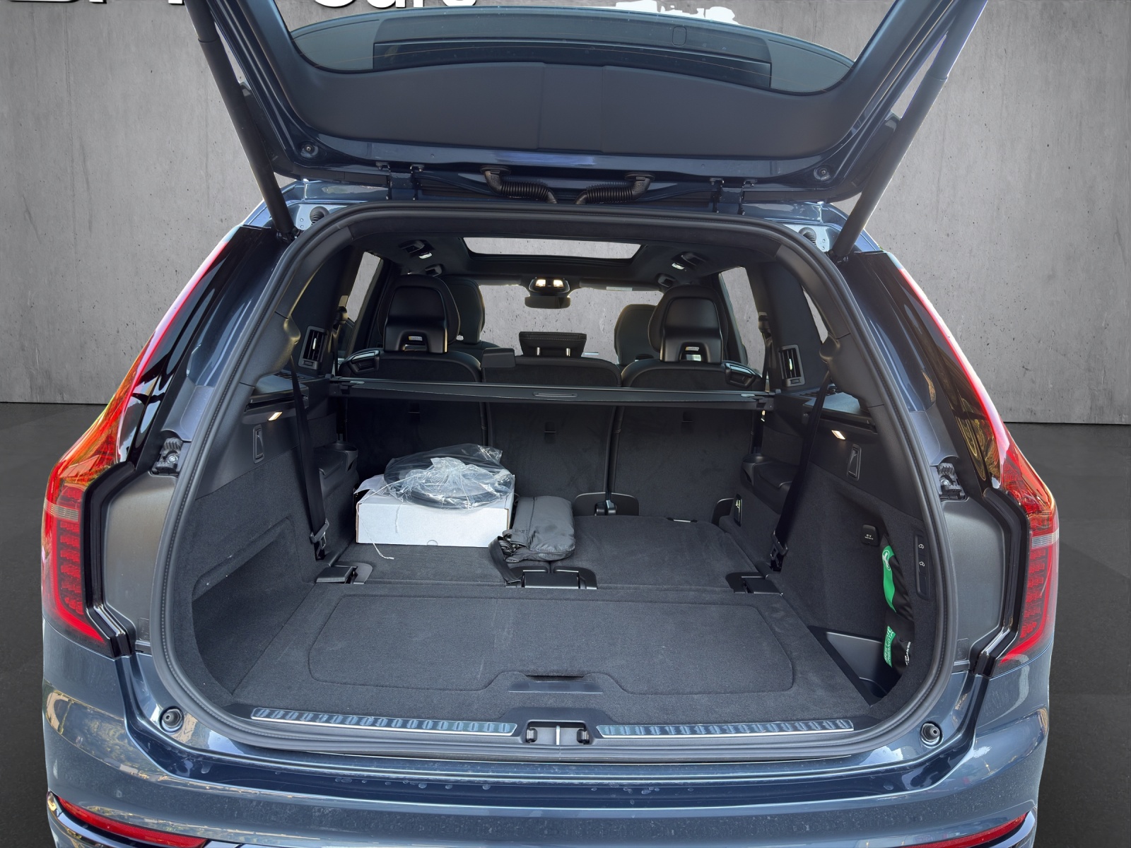 VOLVO XC90 T8 AWD PluginHybrid Black Edition Geartronic-image-15
