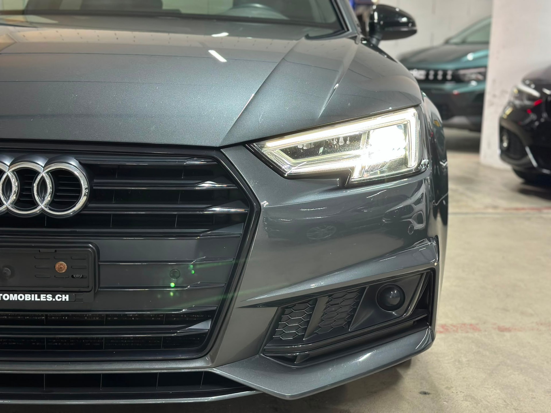 AUDI A4 Avant 2.0 TDI quattro S-tronic-image-6