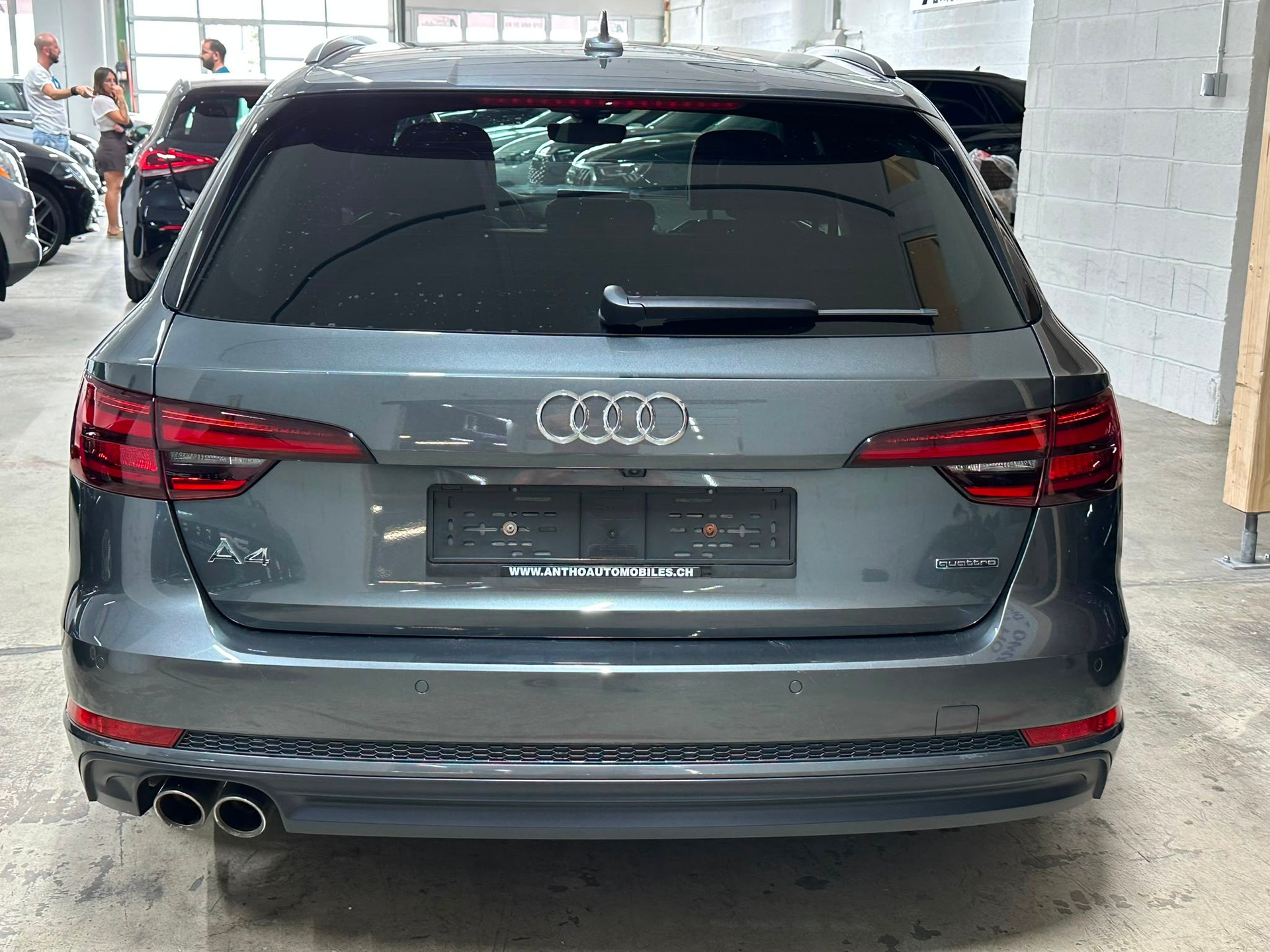 AUDI A4 Avant 2.0 TDI quattro S-tronic-image-5