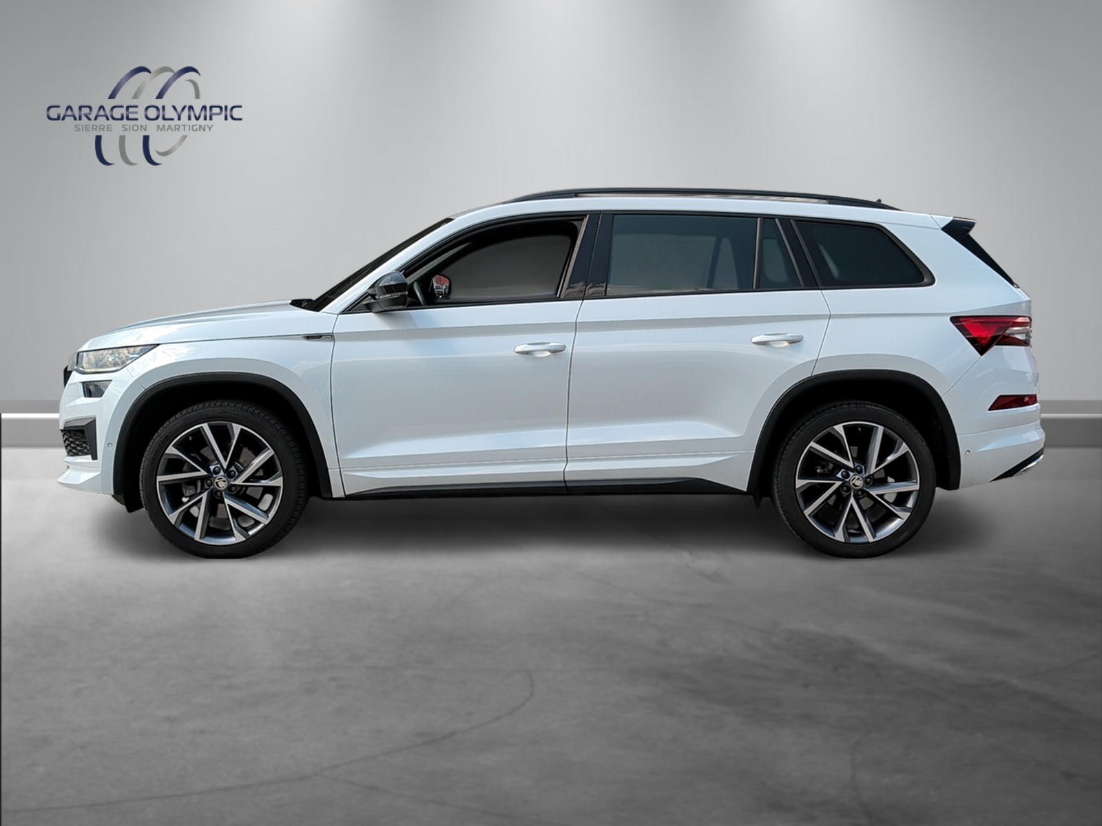 SKODA Kodiaq 2.0 TSI 4x4 SportLine-image-4
