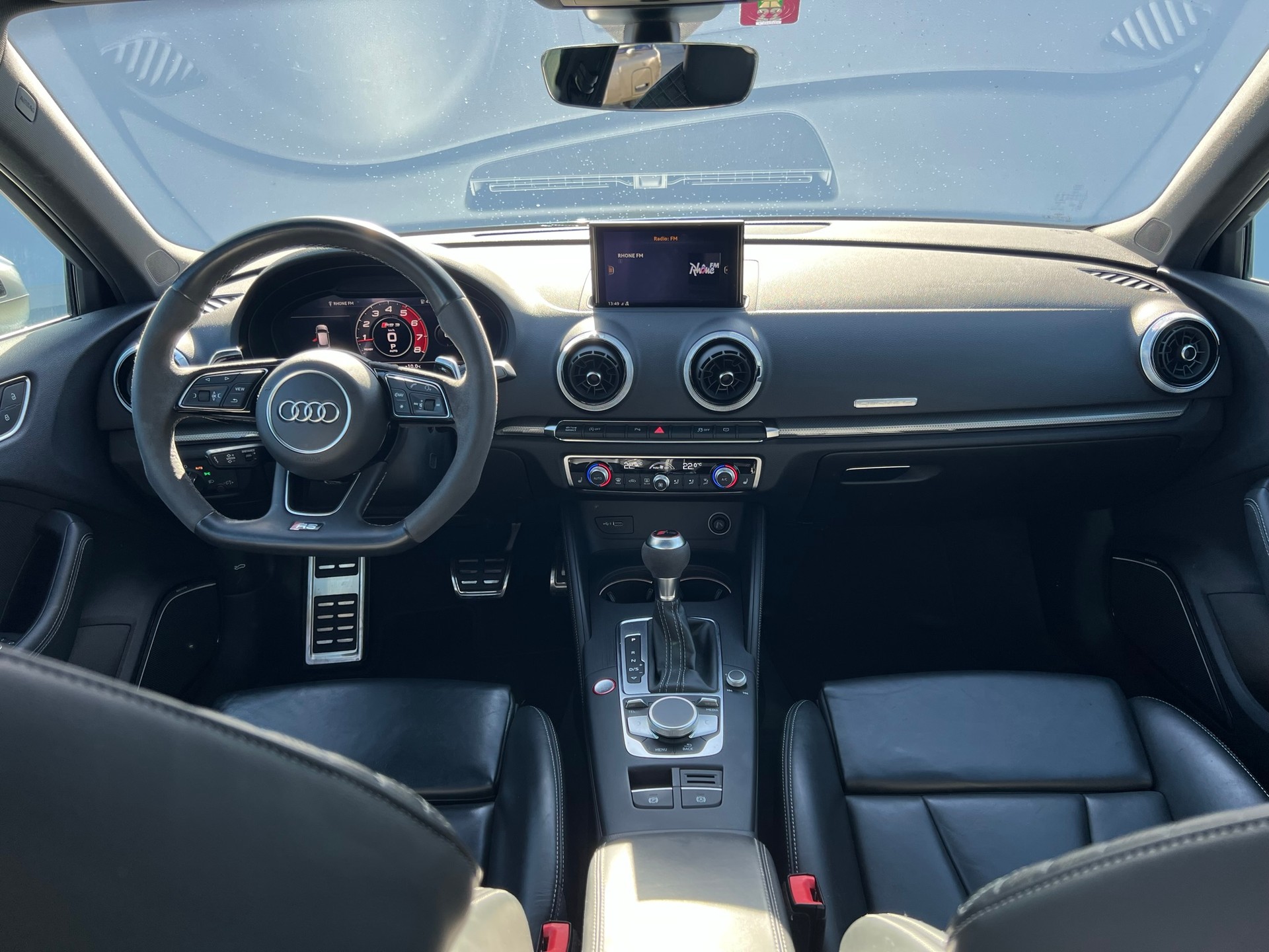 AUDI RS3 Sportback 2.5 TSI quattro S-tronic-image-8
