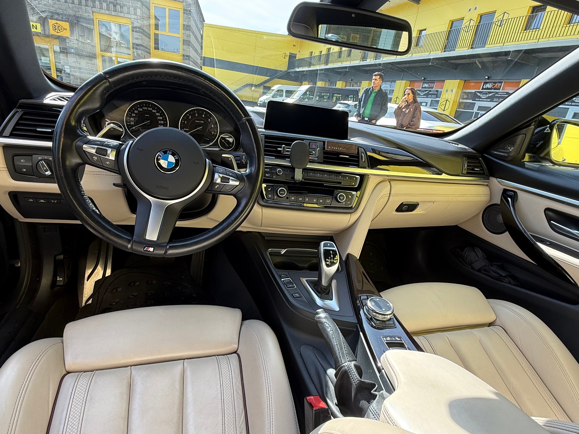 BMW 435i xDrive M sport cabrio-image-4