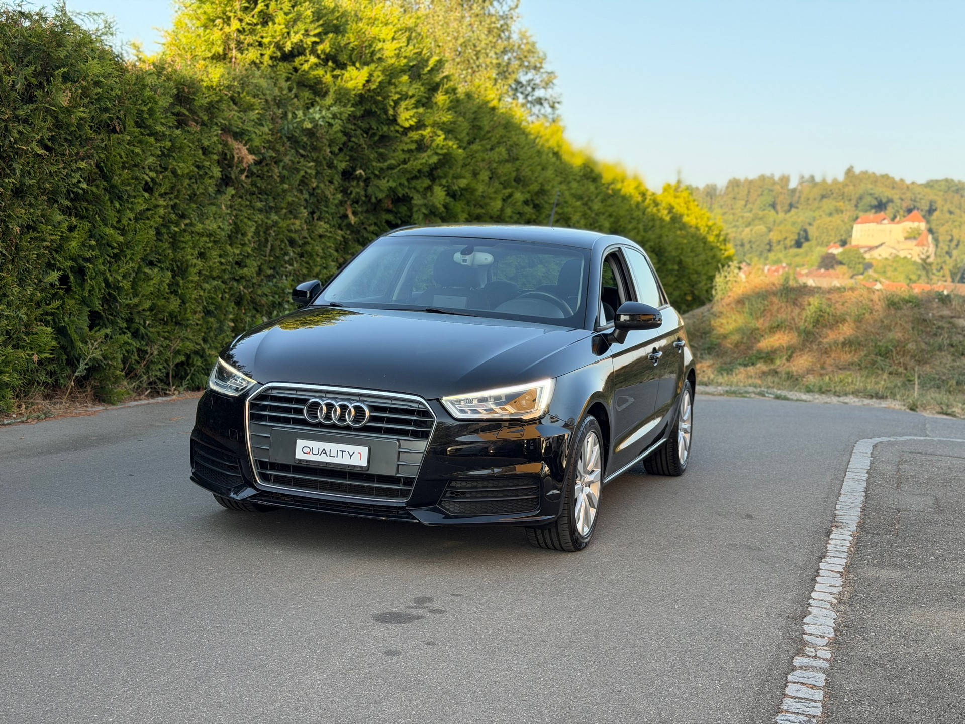 AUDI A1 Sportback 1.0 TFSI Design S-tronic-image-0
