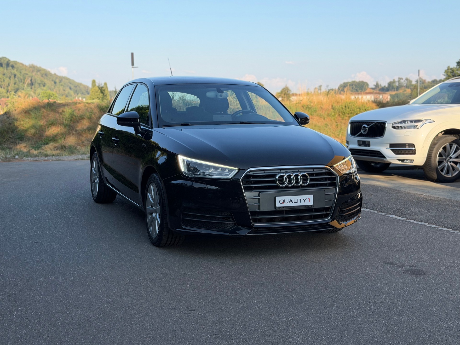 AUDI A1 Sportback 1.0 TFSI Design S-tronic-image-2