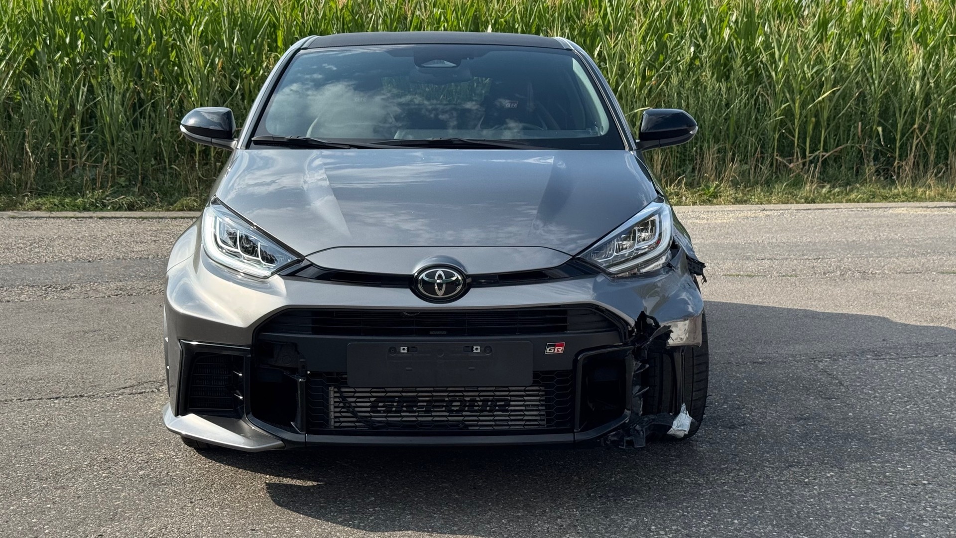 TOYOTA Yaris 1.6 GR Sport-image-7