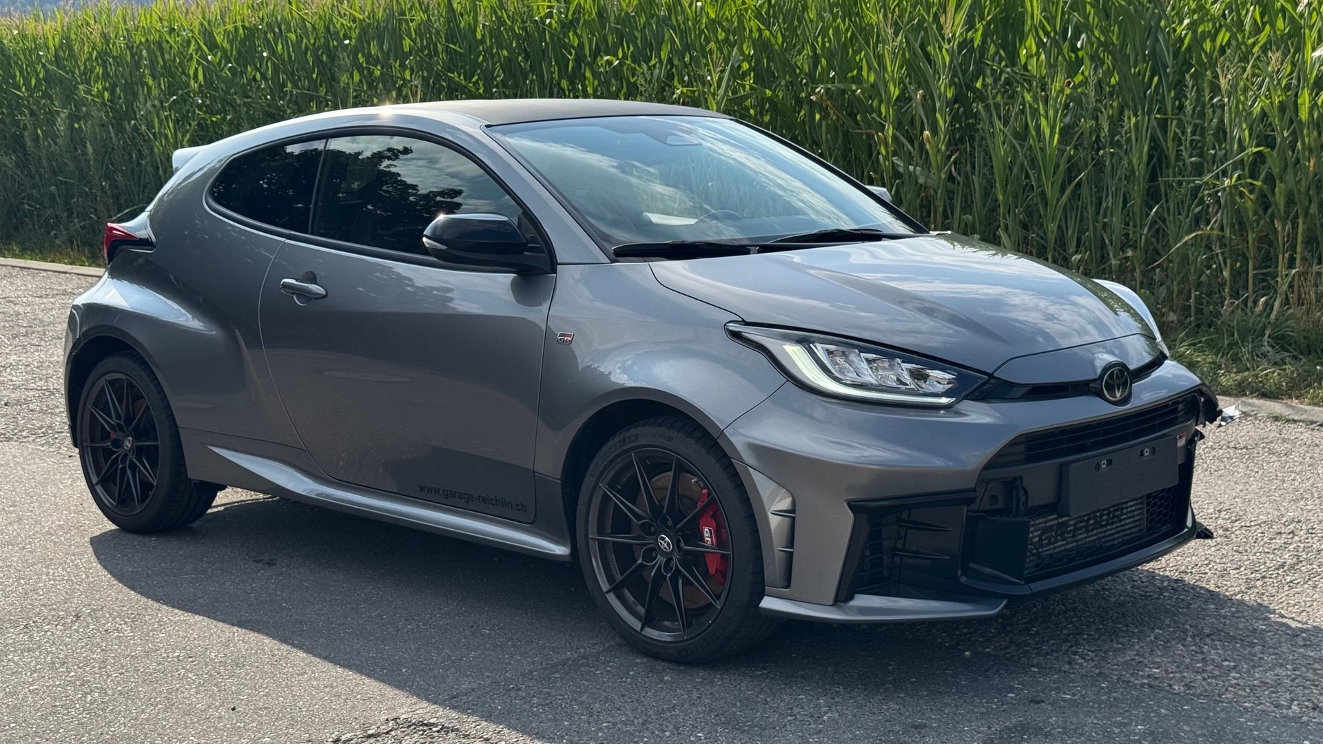 TOYOTA Yaris 1.6 GR Sport-image-0