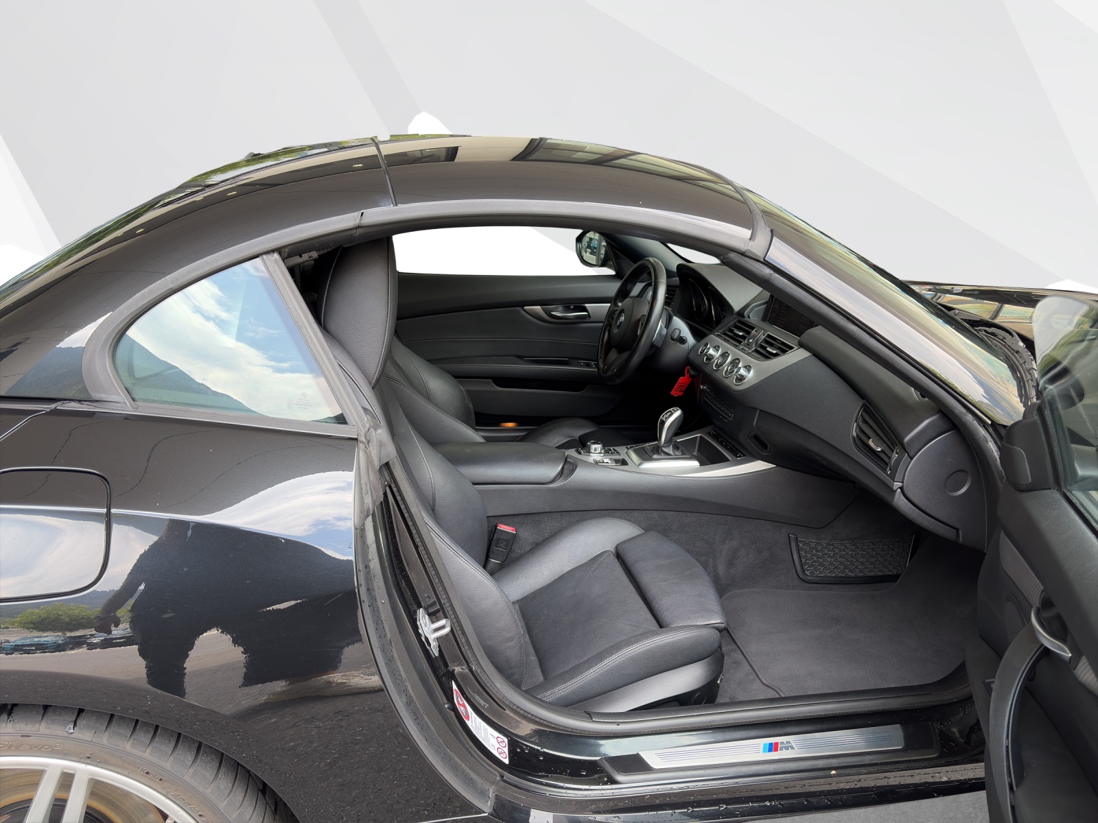 BMW Z4 35i sDrive DK Roadster-image-15