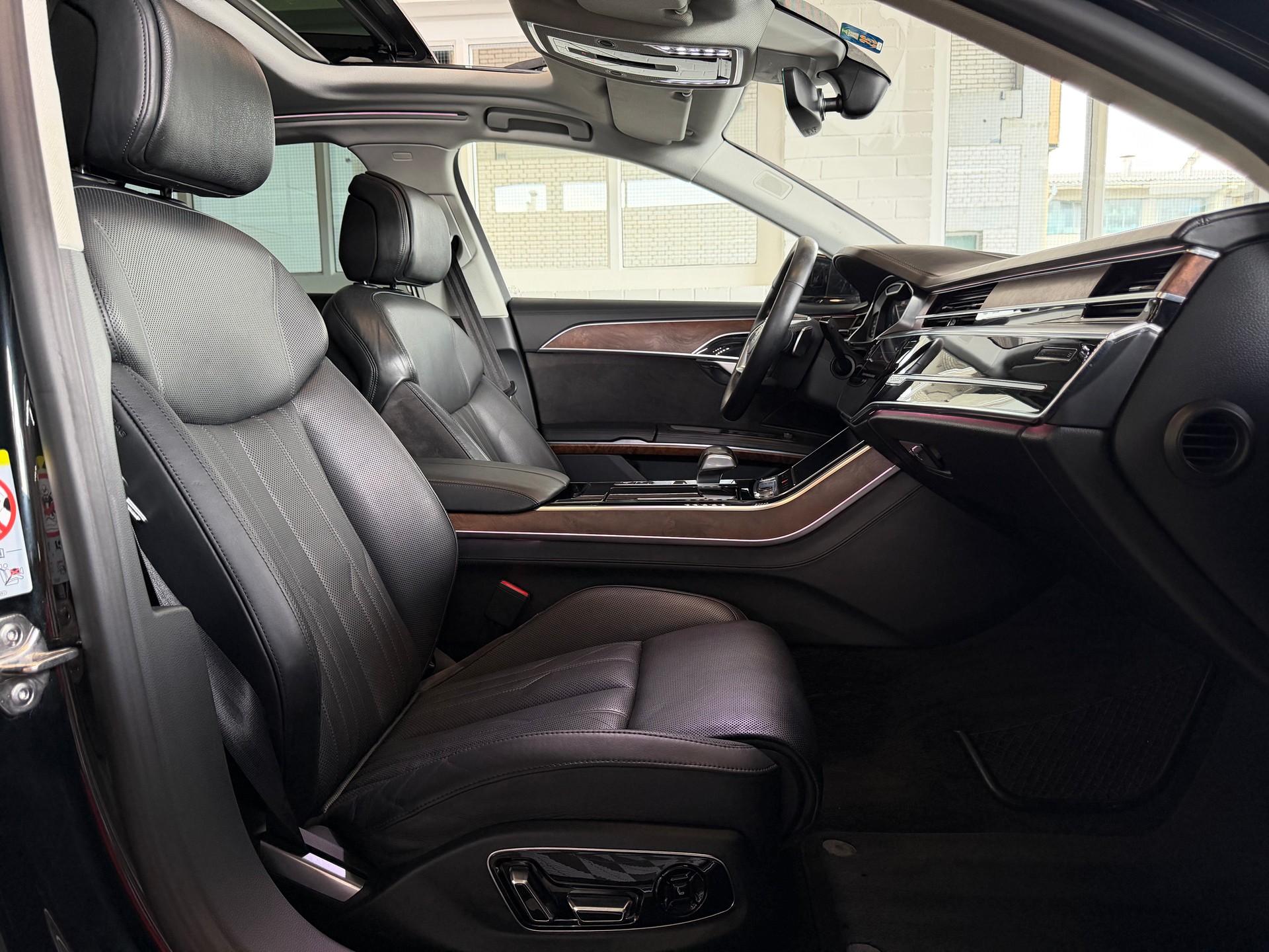 AUDI A8 50 TDI quattro tiptronic-image-7
