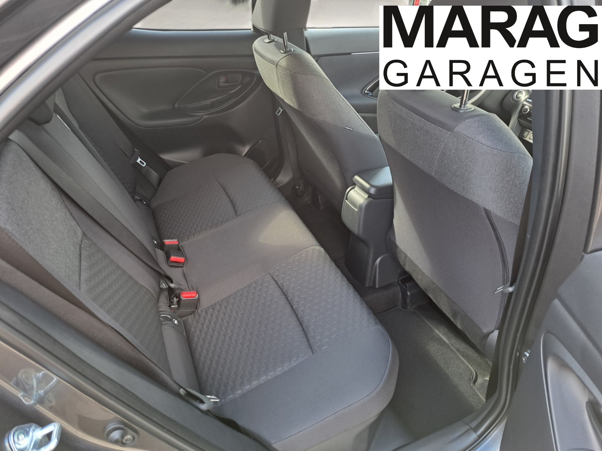 TOYOTA Yaris Cross 1.5 Trend AWDi e-CVT-image-6