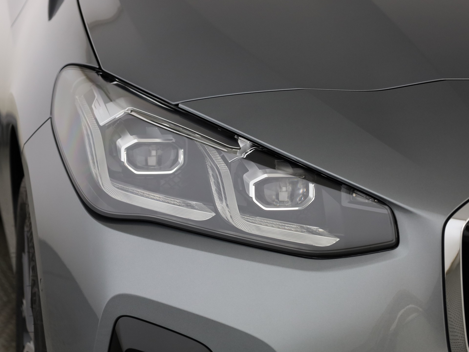 BMW 220i Act. Tour. M Sport-image-5