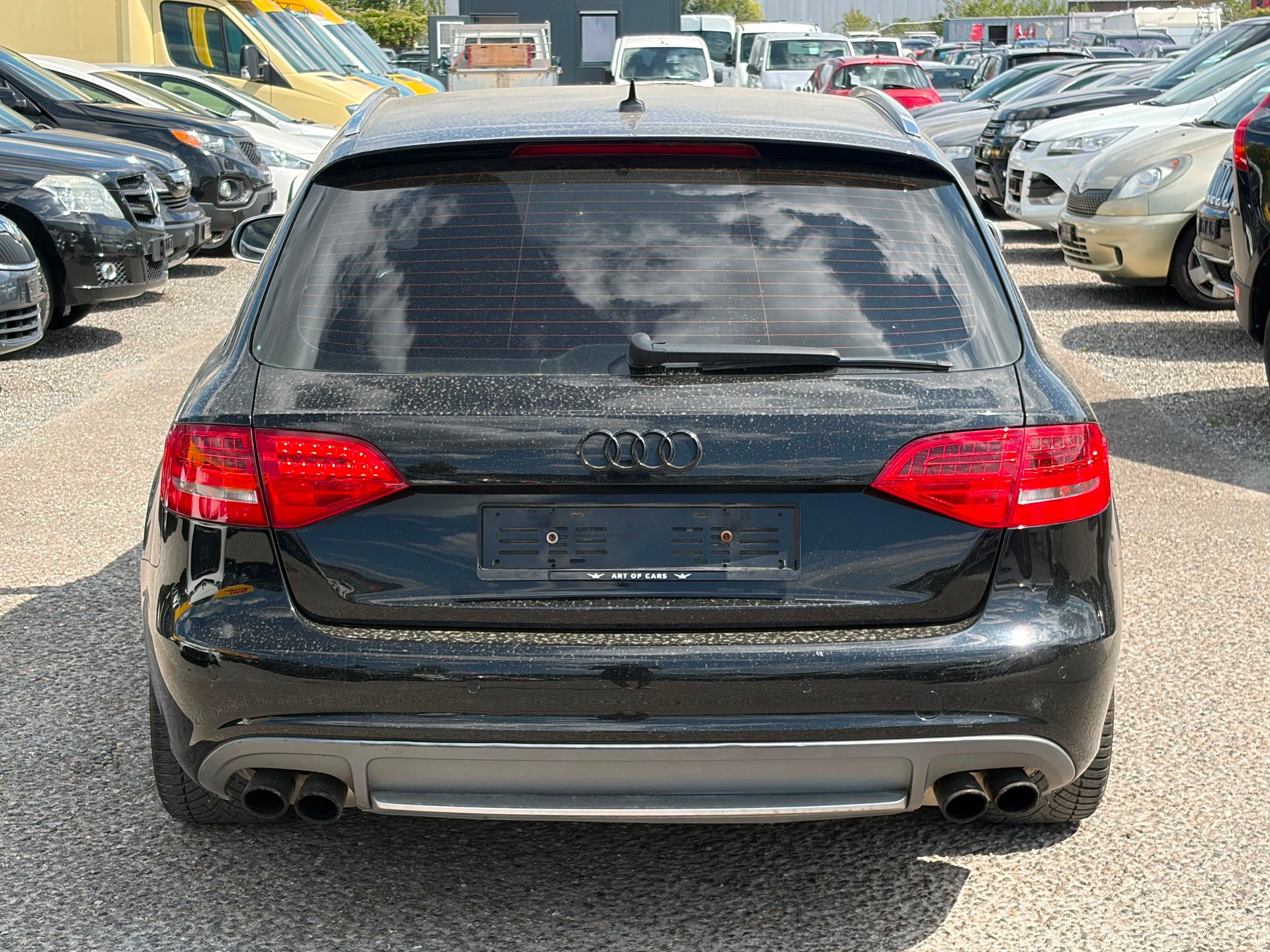 AUDI S4-image-6