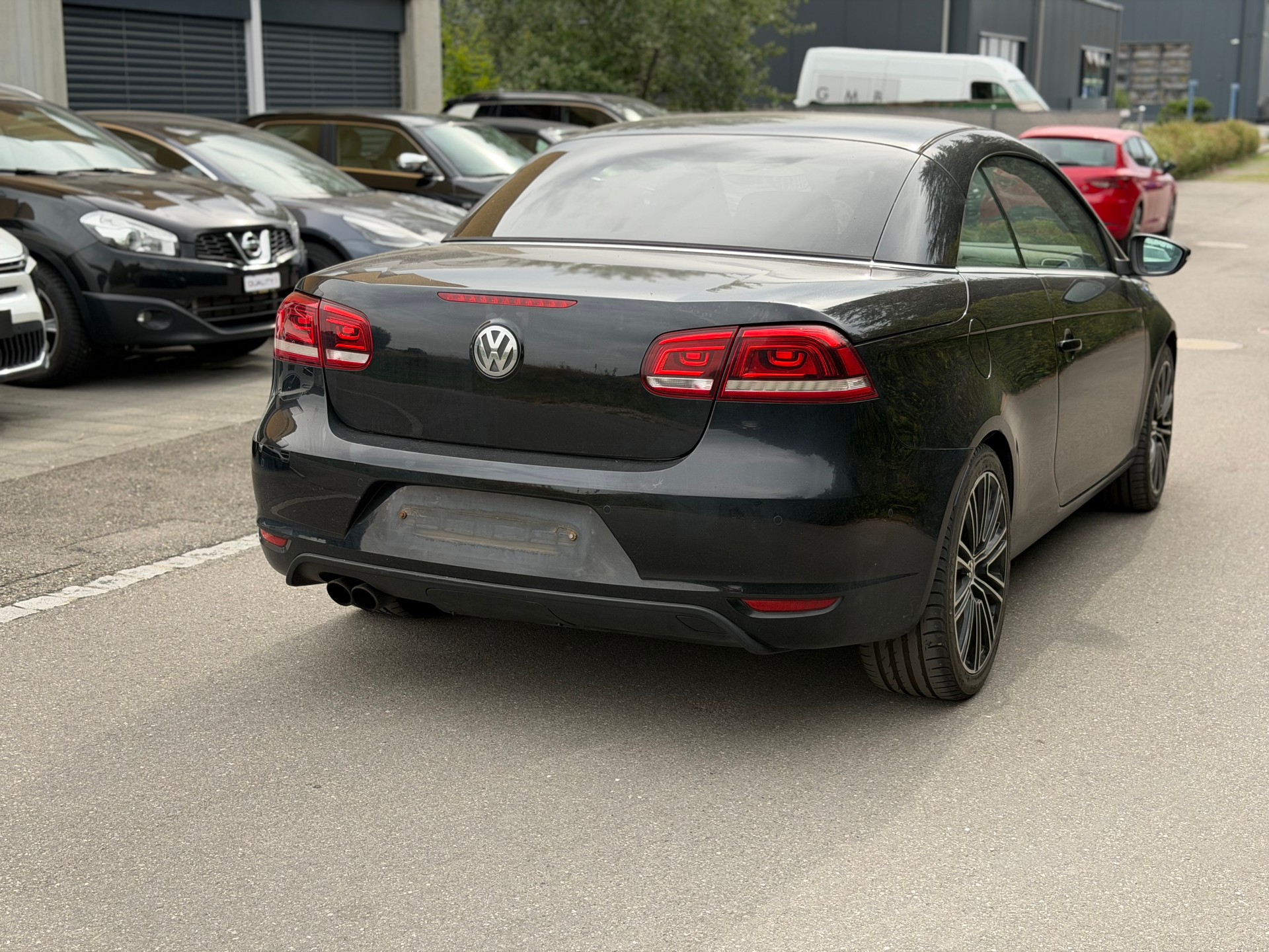 VW Eos 2.0 TSI White Night DSG-image-4