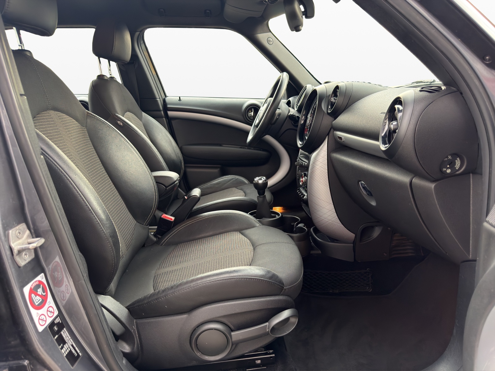 MINI Countryman Cooper D ALL4 Snowhill-image-14