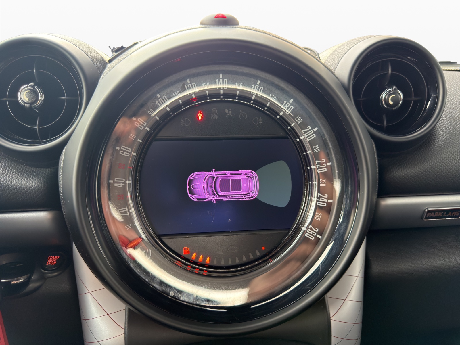 MINI Countryman Cooper D ALL4 Snowhill-image-13