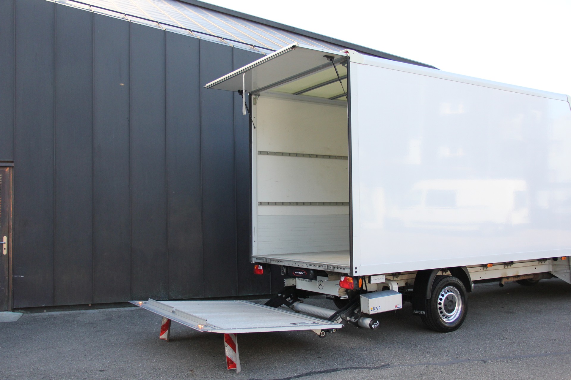 MERCEDES-BENZ Sprinter 317 CDI Standard 9G-TRONIC **AUTOMAT** **HEBEBÜHNE** **RÜCKFAHRKAMERA** **KLIMAAUTOMATIK** °°SOFORT-VERFÜGBAR°°-image-3