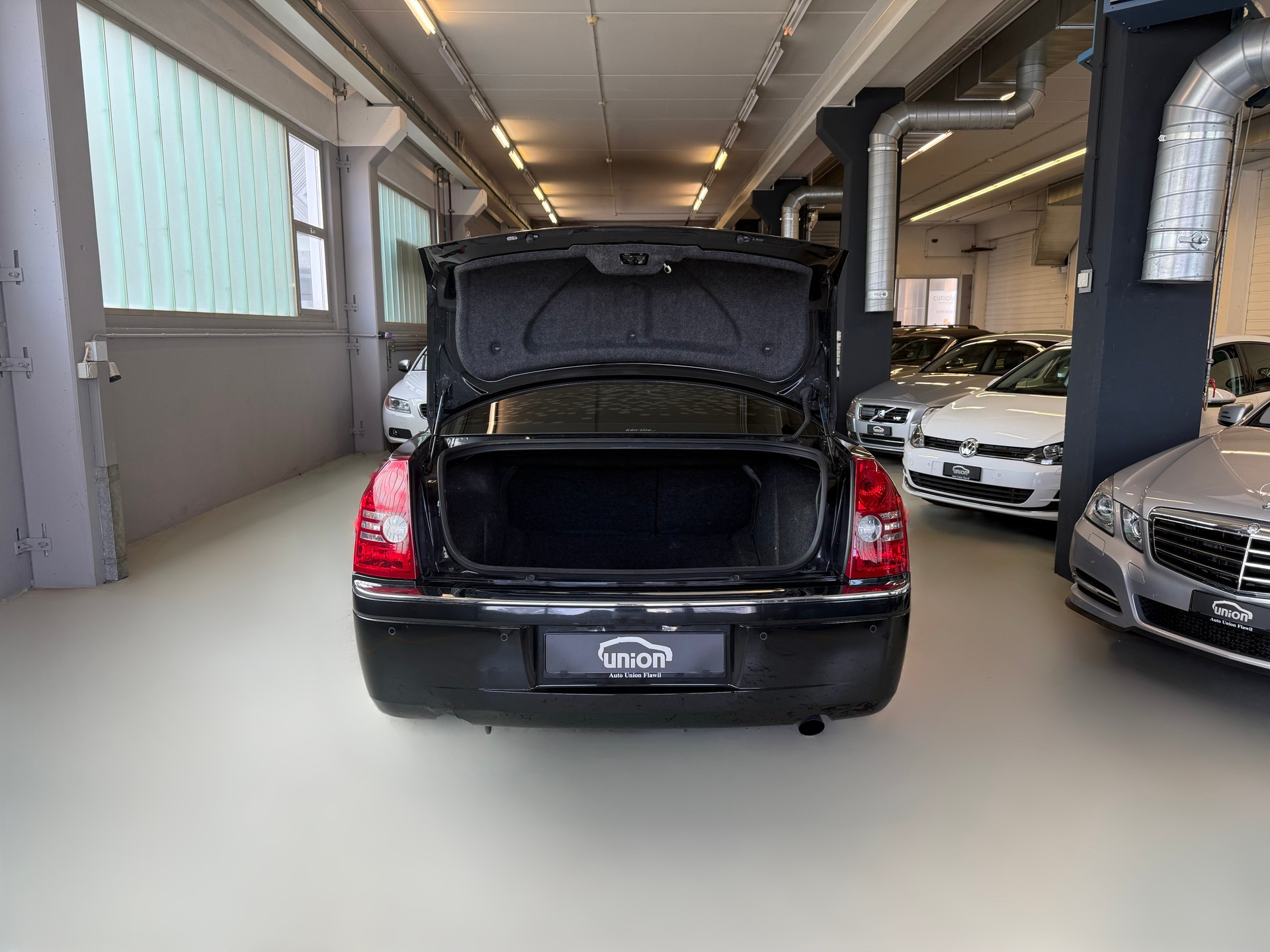 CHRYSLER 300C 3.5 V6-image-8