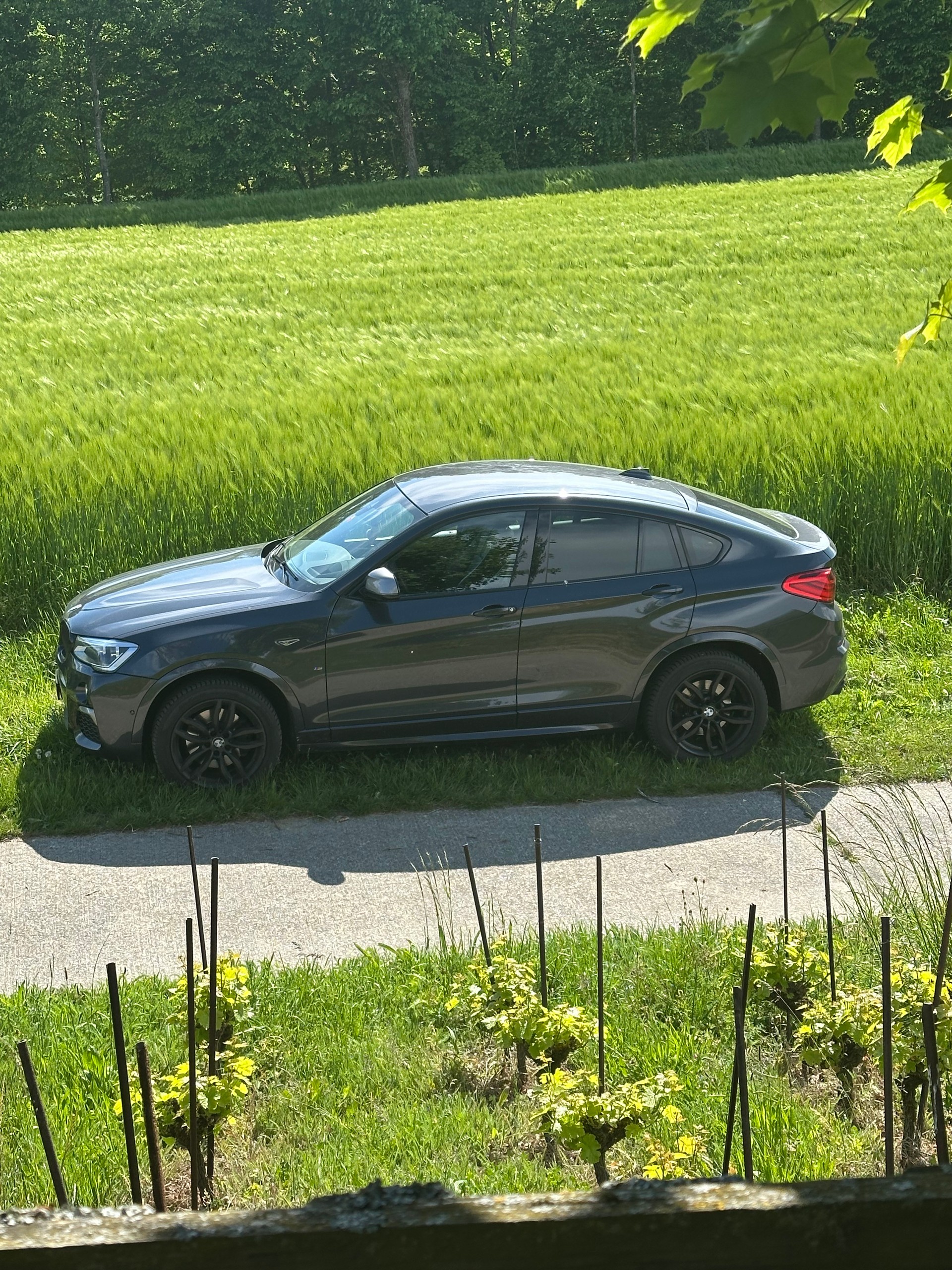 BMW M40i-image-5