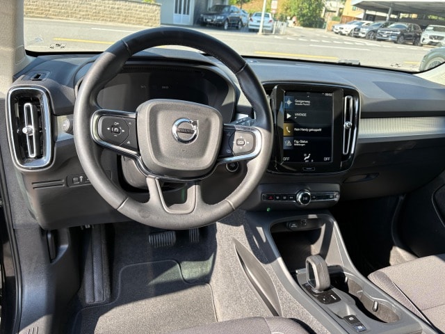 VOLVO XC40 1.5 T4 PiH Inscription Expression-image-12
