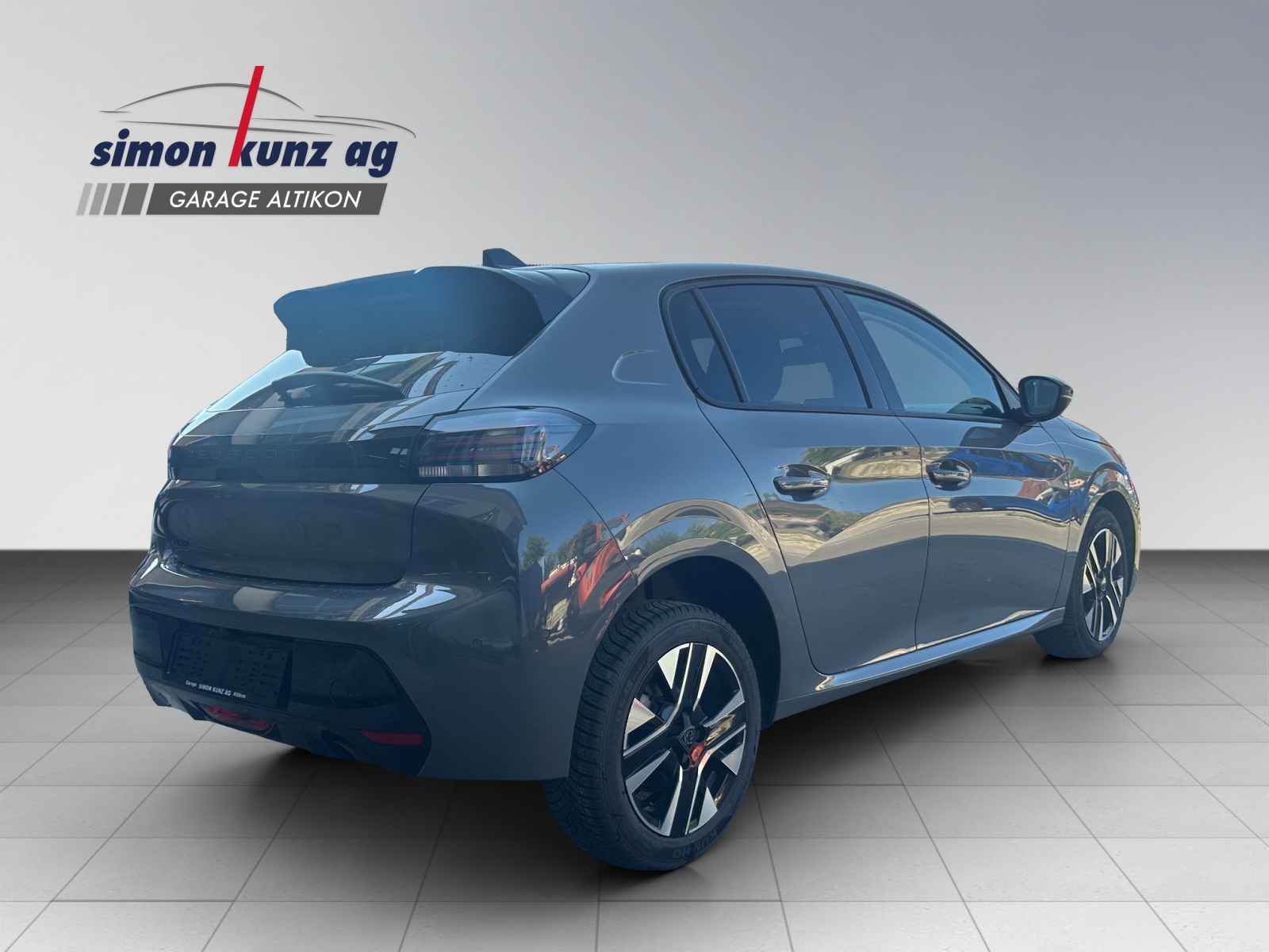 PEUGEOT 208 1.2 PureTech 100 Allure-image-6