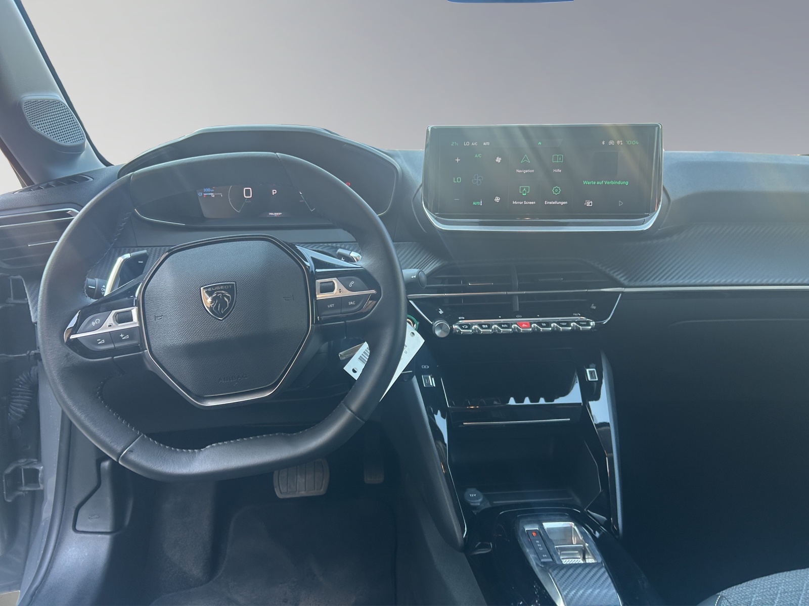 PEUGEOT 208 1.2 PureTech 100 Allure-image-13