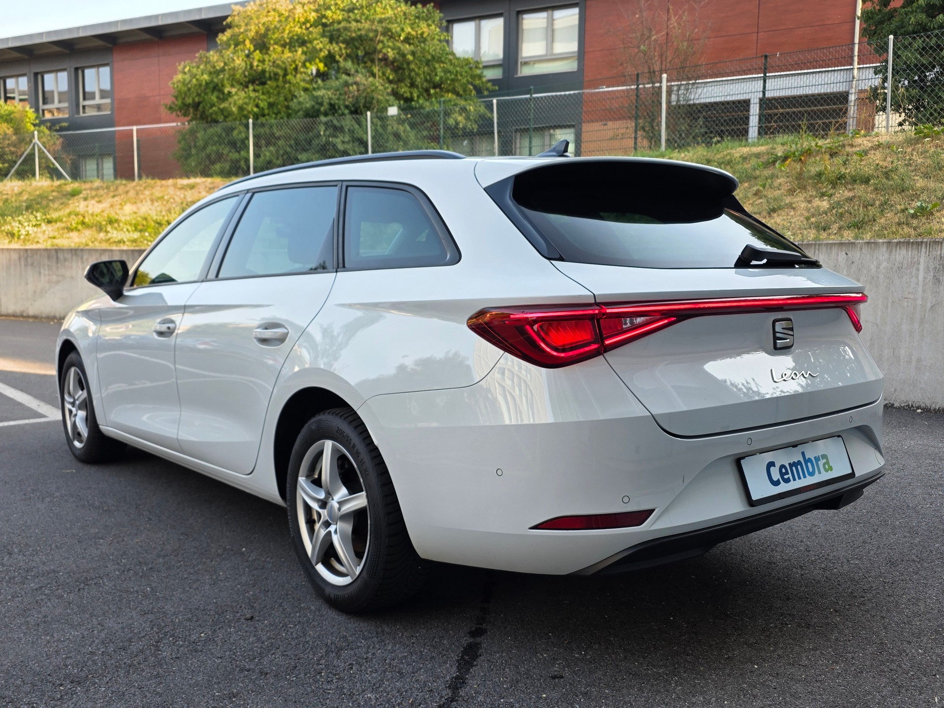 SEAT Leon ST 2.0 TDI EVO DSG Style-image-4