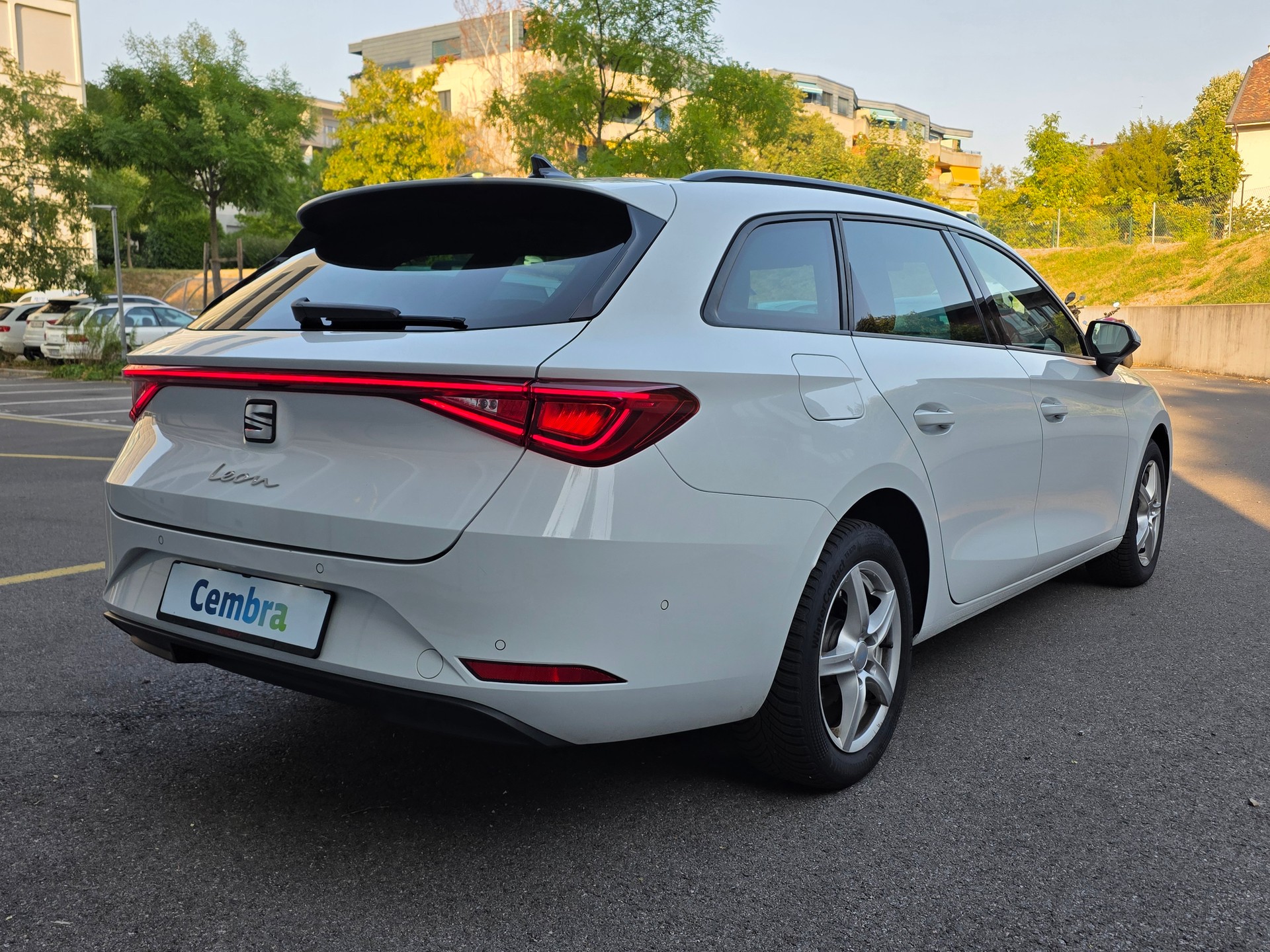 SEAT Leon ST 2.0 TDI EVO DSG Style-image-3