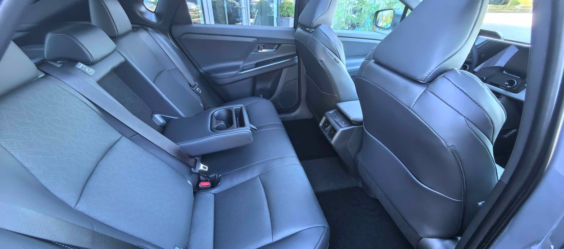 SUBARU Solterra eV Luxury 73,1kWh AWD-image-13